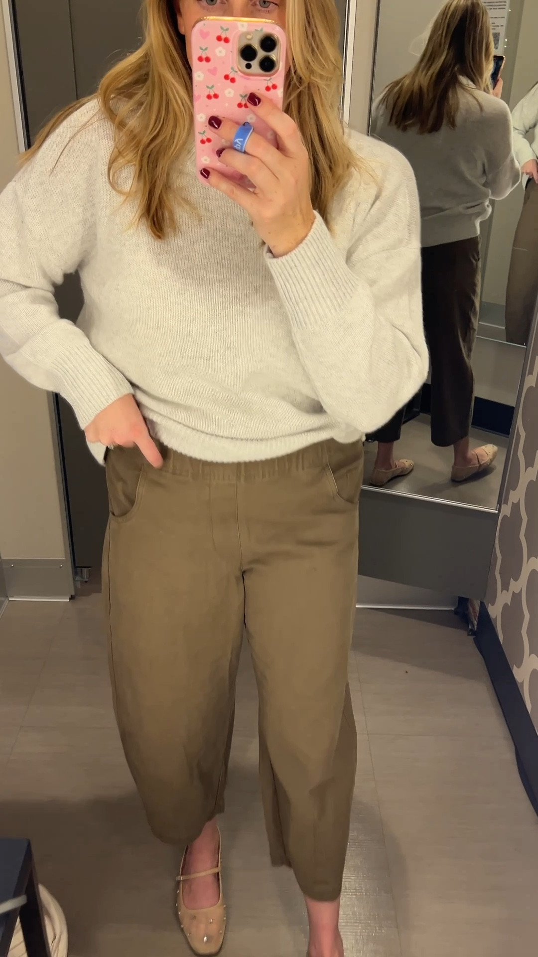 Wanted these comfy barrel fall pants so bad but wish they were like 2 inches longer on me (I’m 5’10) so if you’re shorter than that these will be perfect for you!! Comes in other colors too and on sale for target circle days! I sized down to a medium 

#LTKSaleAlert #LTKStyleTip #LTKMidsize