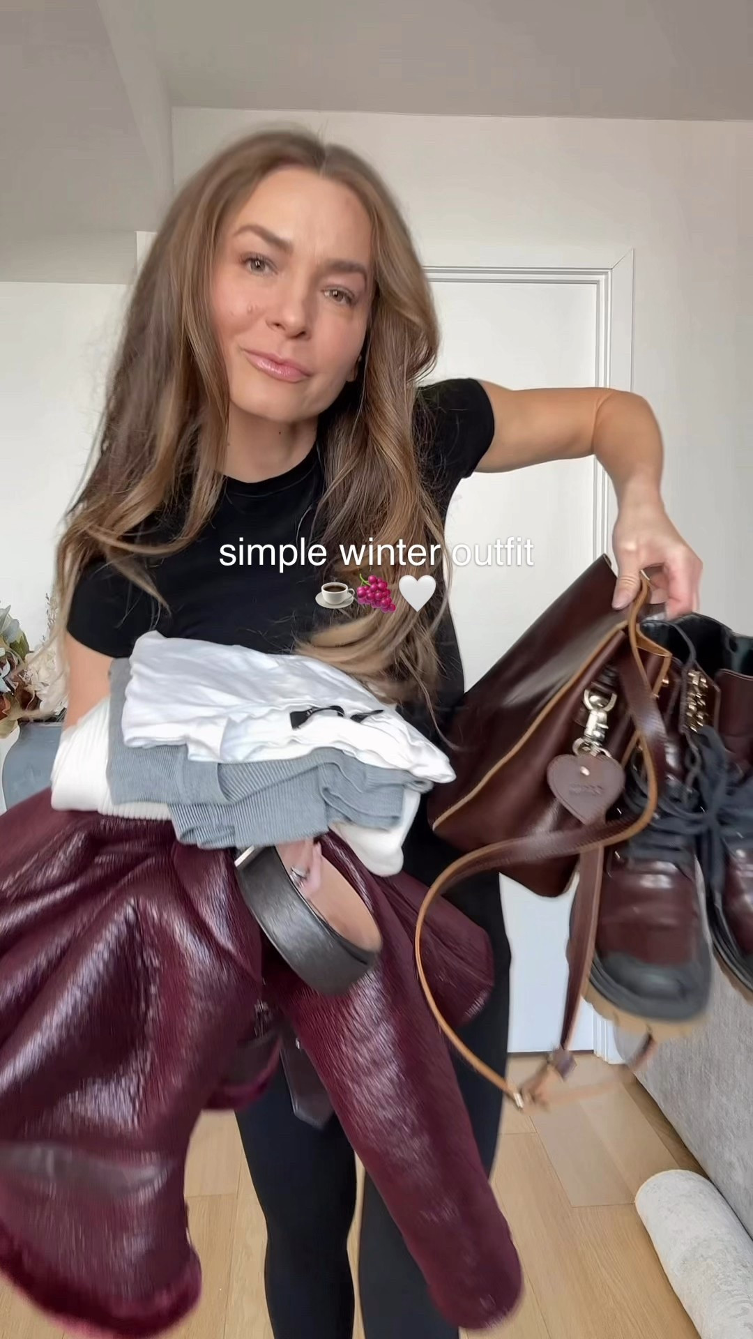 Simple and cozy winter look 

#LTKGiftGuide #LTKTall #LTKHoliday