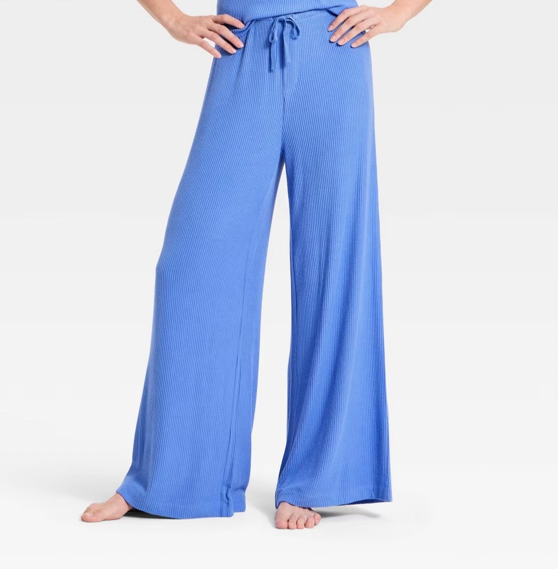 Soft & cozy pj pants 🙌🏼

I have these in an XS. 