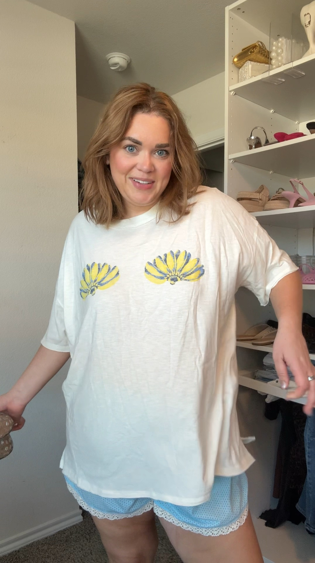 @Aerie casual summer outfit wearing xl in tee and shorts 

#LTKootd #LTKMidsize