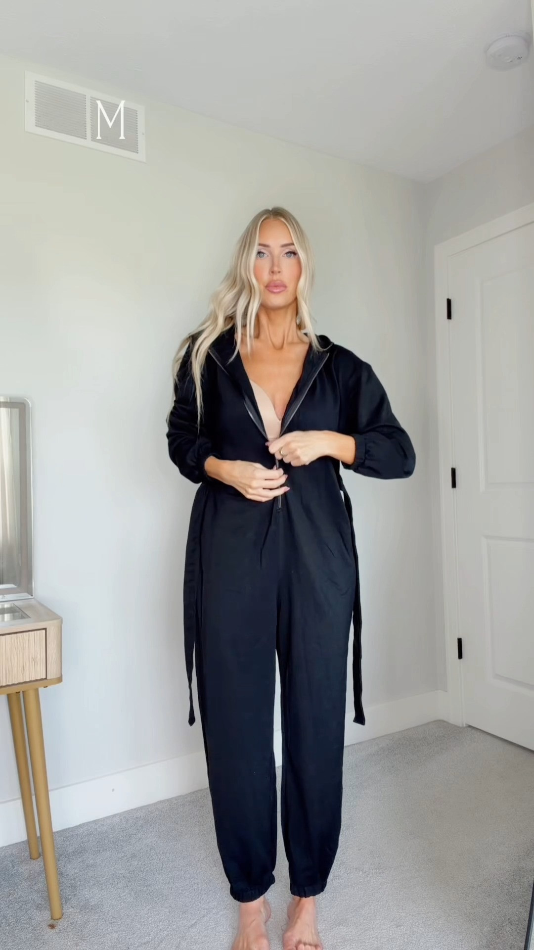 Casual mom outfit inspo! 

 #LTKCon #LTKgrwm #LTKmomlife