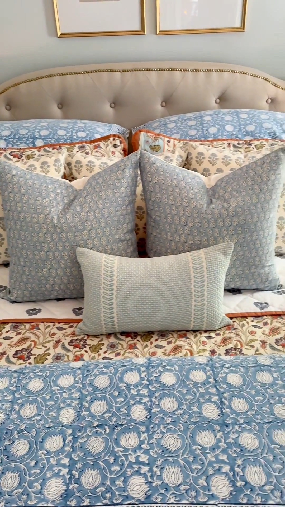 Chic fall layers of color and pattern!

Home finds, home decor, chic home, chic decor, primary bedroom, bedroom decor, home styling, fall bedroom

#LTKSeasonal #LTKHome