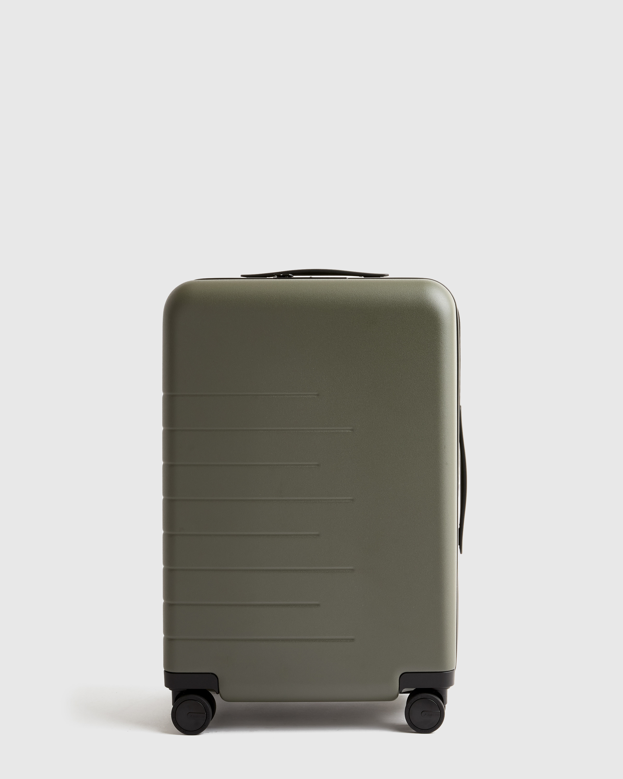 Quince | Carry-On Suitcase in Olive, Polycarbonte | Quince