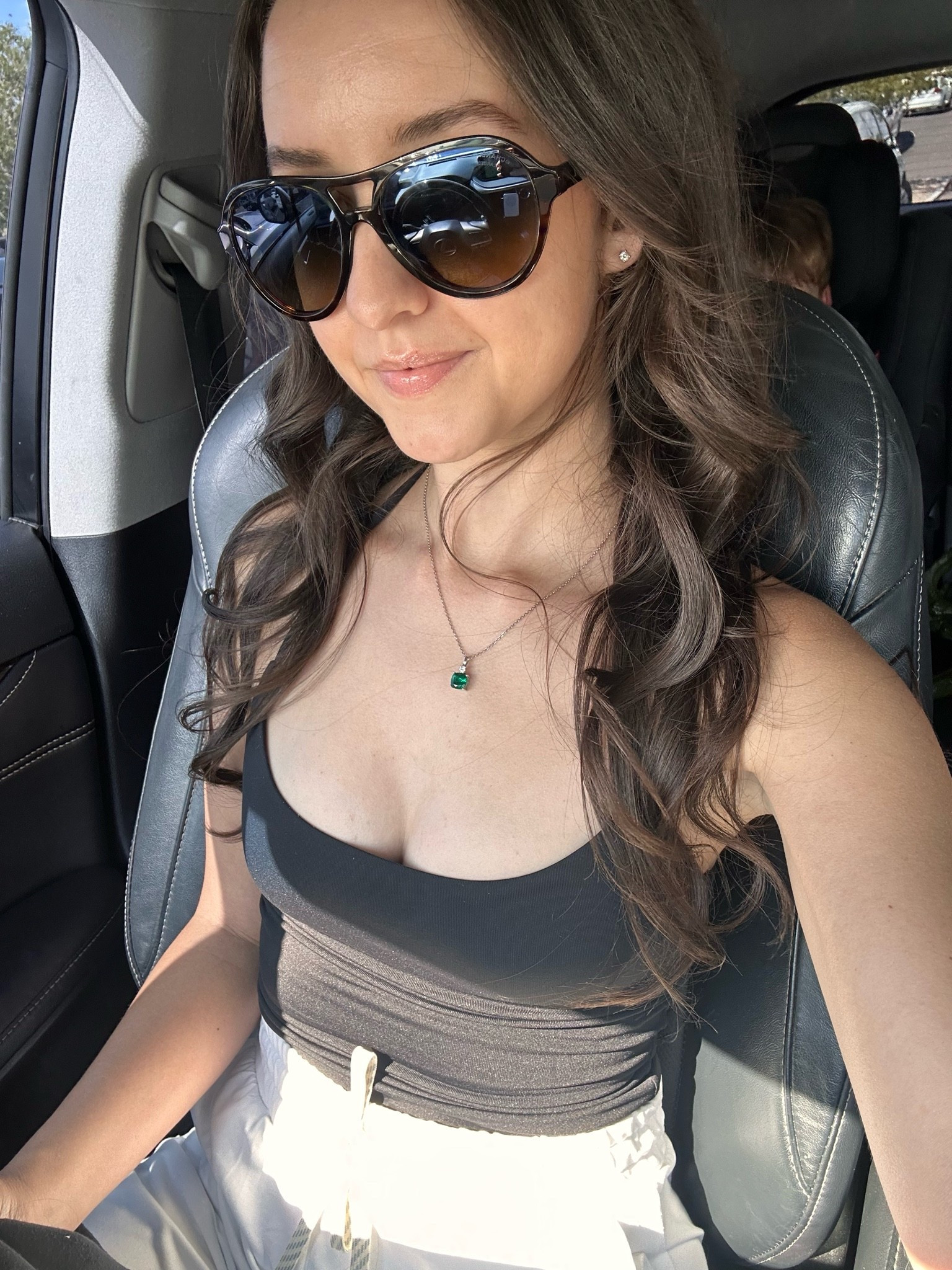 Go to Aritzia halter top and the vuori wide leg pants 🤍


Spring and summer fashion

#LTKootd #LTKmomlife #LTKdayinmylife