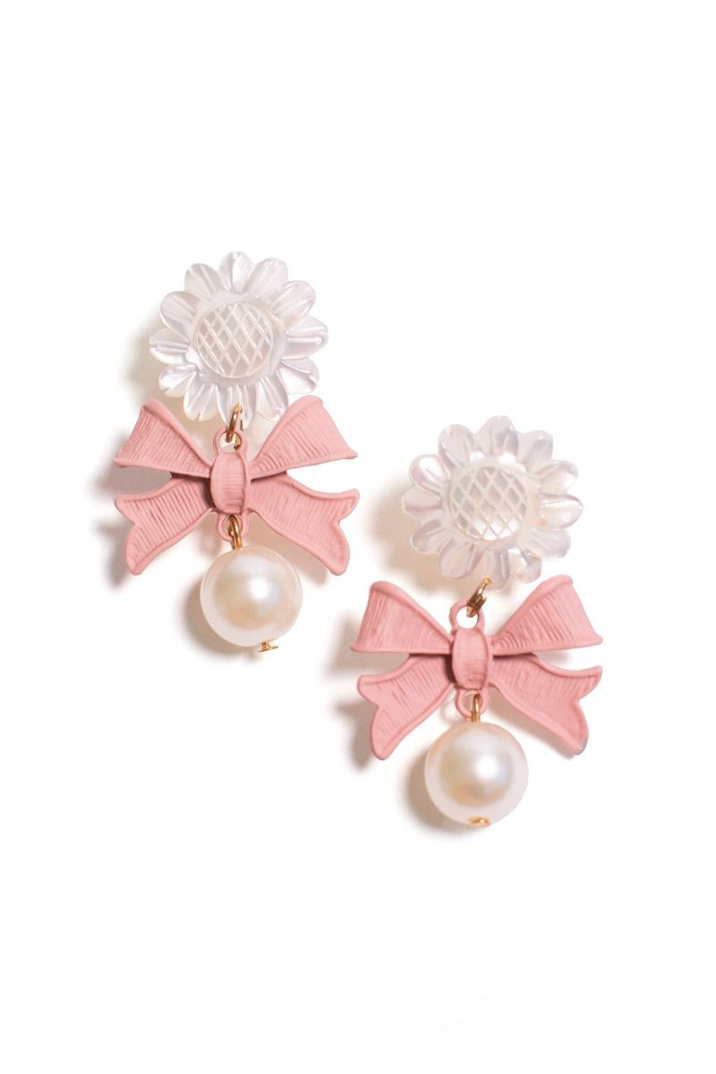 Bow + Pearl Drop Earrings | Gal Meets Glam Collection