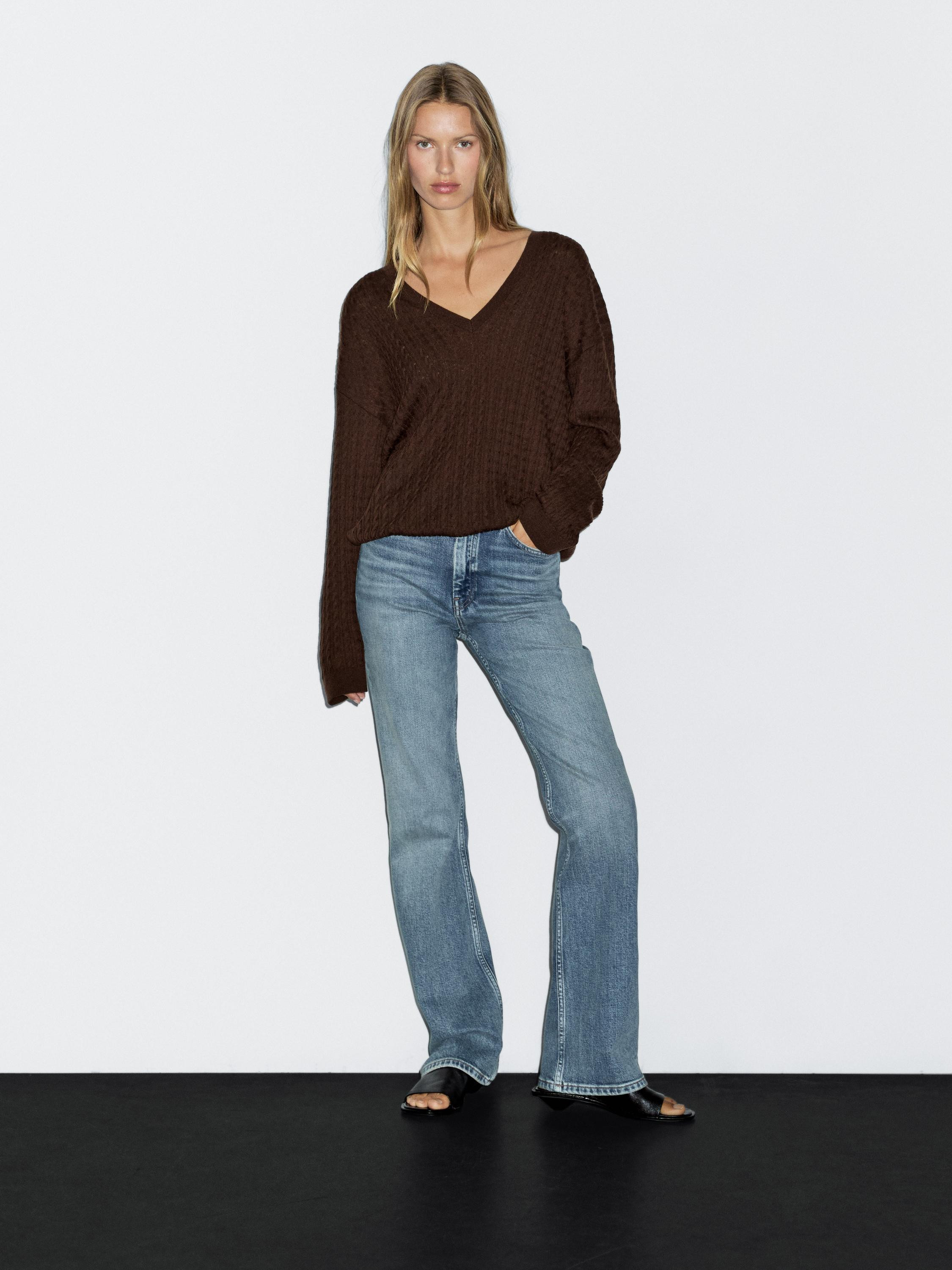 V-neck cable-knit sweater | Massimo Dutti UK