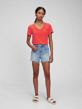 100% Organic Cotton Vintage V-Neck T-Shirt | Gap (US)