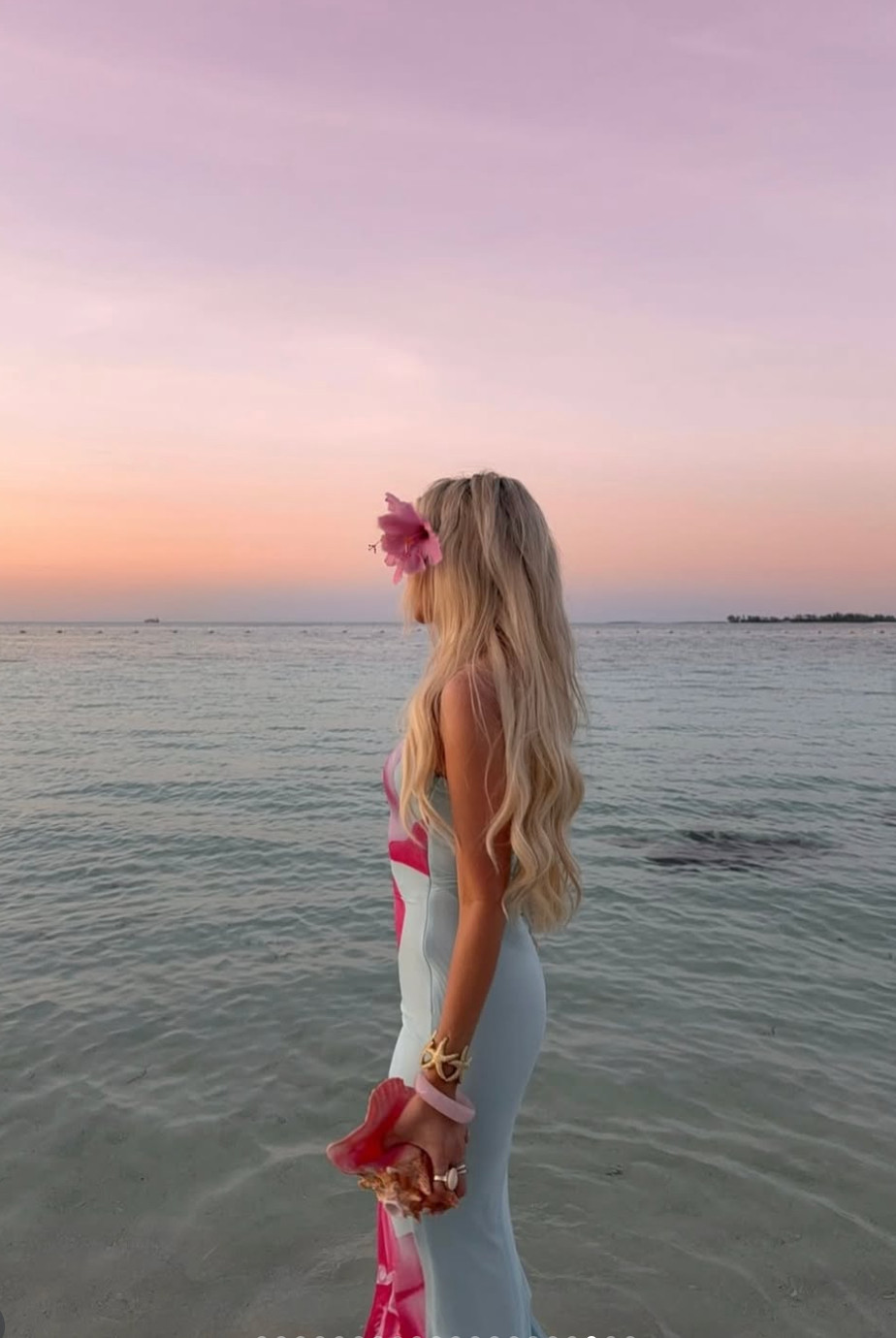 mermaid summer photo dump 🧜🏻‍♀️🌸🐚🌊 

 #LTKootd #LTKSeasonal #LTKTravel