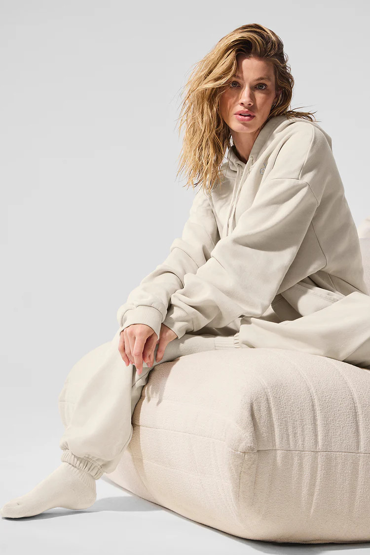 Accolade Hoodie | Alo Yoga (US)