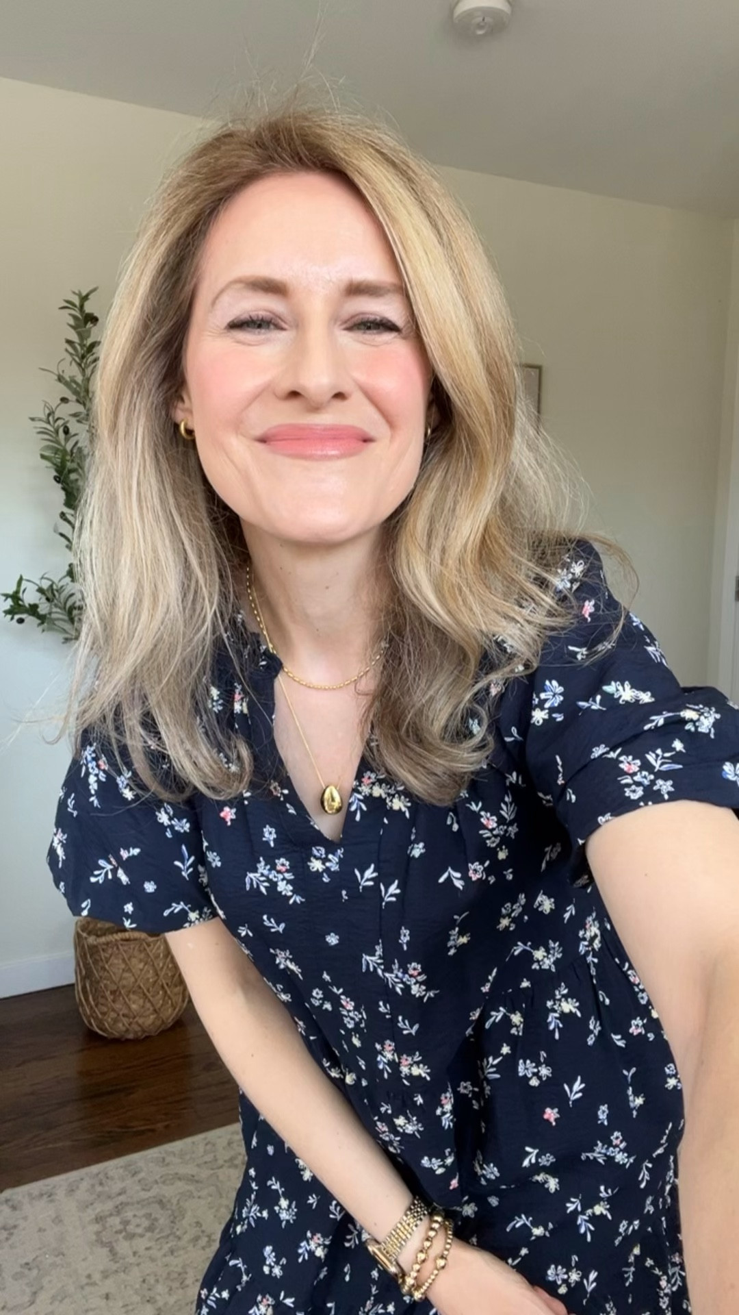 Kohl’s darling spring dress, very comfy and flowy and cute! A little on the short side if you’re tall, just fyi. I’m in a small. Several colorways. Rayon/nylon blend. #kohlsfinds #kohlspartner 

#LTKOver40