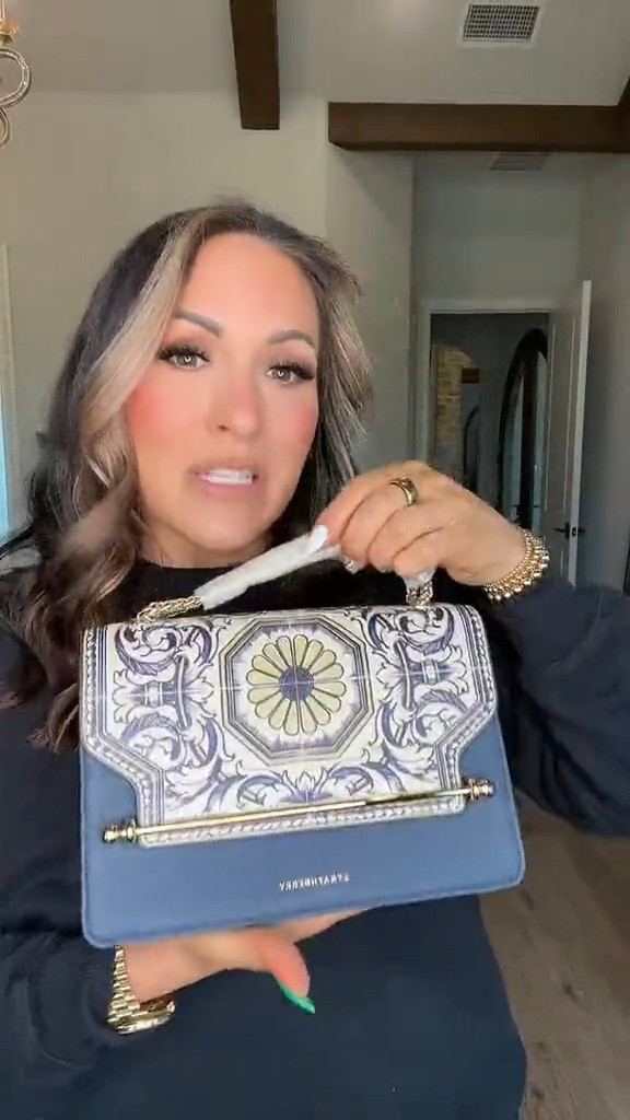 pt. 6 of our quiet luxury handbag series! absolutely love this bag it is limited edition so if you like i would snag it quick! linked in LTK 🖤 #quietluxury #springhandbags #summerhandbags #quietluxurybags 

#LTKfit #LTKitbag #LTKeurope