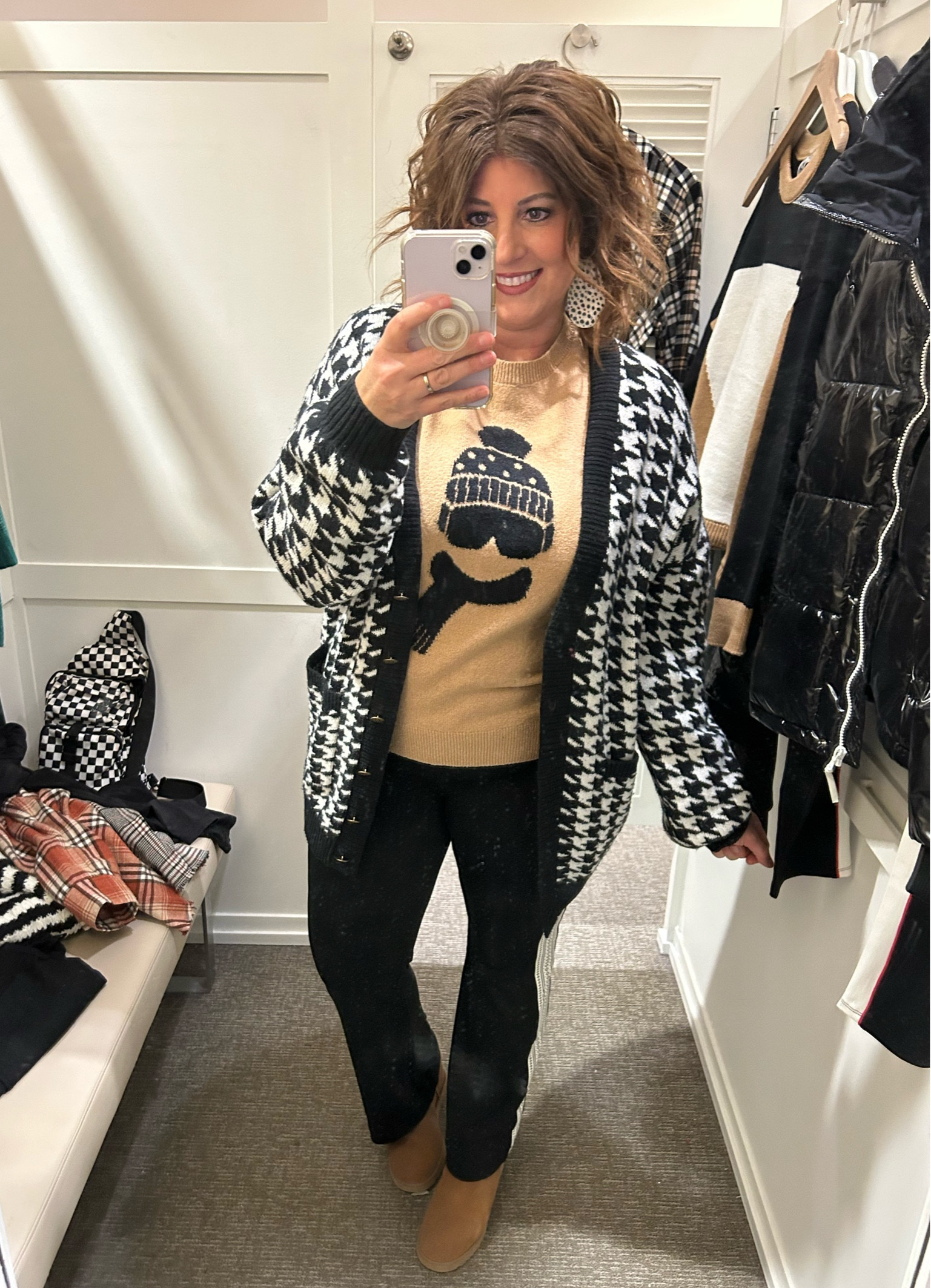 Cozy outfit!!
Houndstooth cardigan 
winter sweater


#LTKsalealert #LTKmidsize