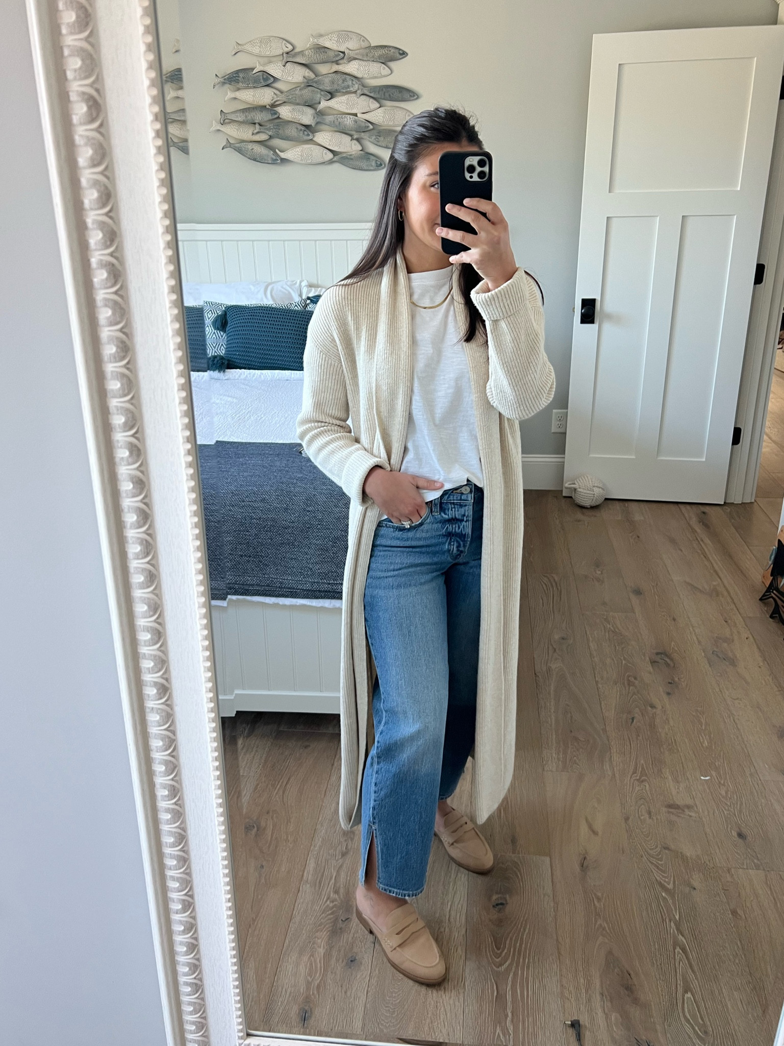 Todays work fit 🙌🏼 everything is on sale!

Jeans 2petite 
Top and sweater XS 
Shoes TTS

Sweater is old Banana Republic but I linked similar 🫶🏼

#LTKunder50 #LTKworkwear #LTKSeasonal