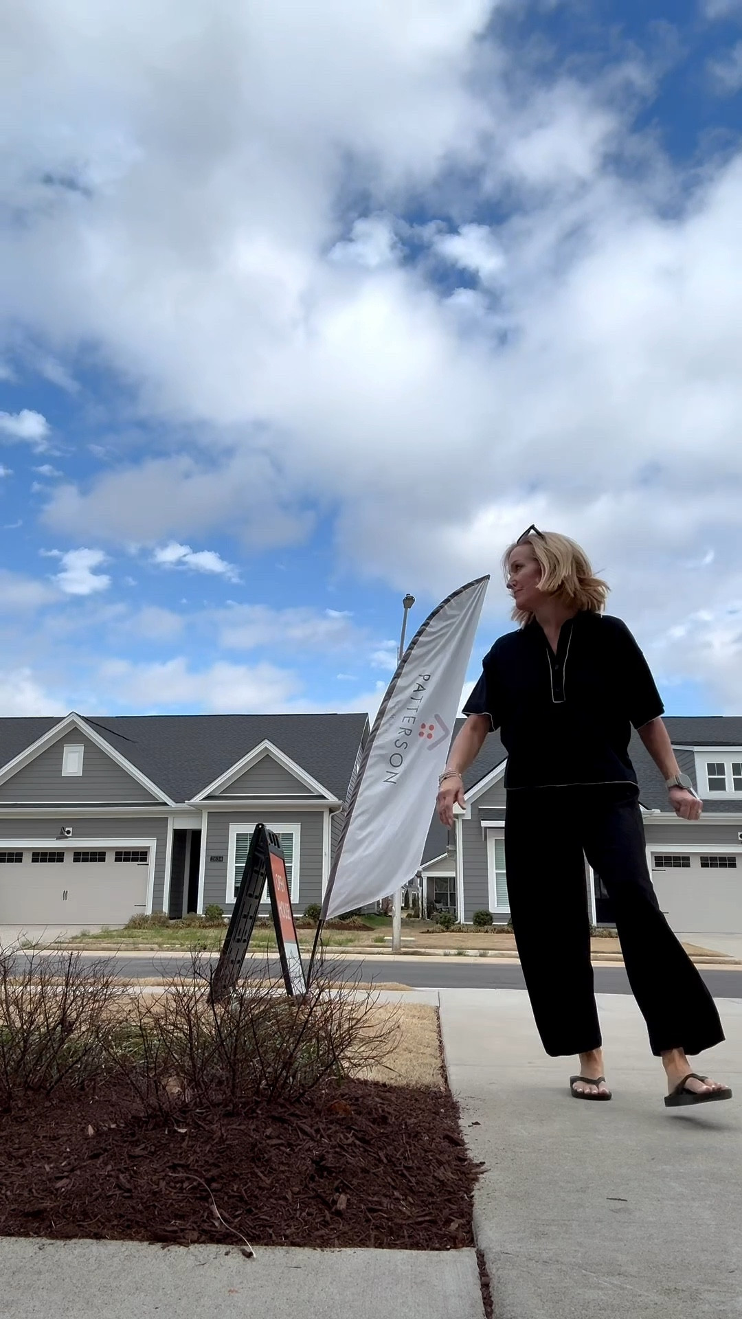 Love this cute outfit! So cute ans so comfy! 

#LTKdayinmylife #LTKPetite #LTKOver40