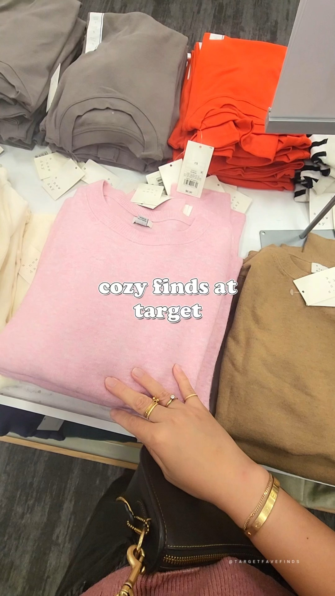 The knit pullover sweater, the fleece-lined button-up, the viral pajama sets, the holiday PJ shorts, and that Lululemon-dupe workout jacket we love — all soft, all layering-friendly, all actually wearable.


#LTKSaleAlert #LTKSeasonal #LTKootd