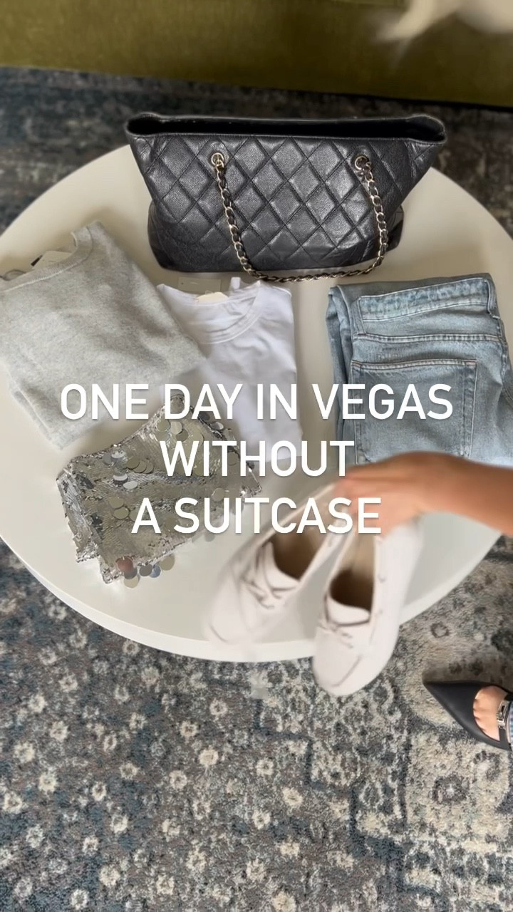 20 hrs in Vegas without a suitcase 😎

Jeans are Men’s size 30 Riverly wash and sweatsuit fabric.
Skirt is Medium and elastic so super comfy. Sweater is Men’s Medium and shoes run true to size

@bloomingdales #bloomingdales #sponsored @aquabrandofficial 

#LTKWatchNow
