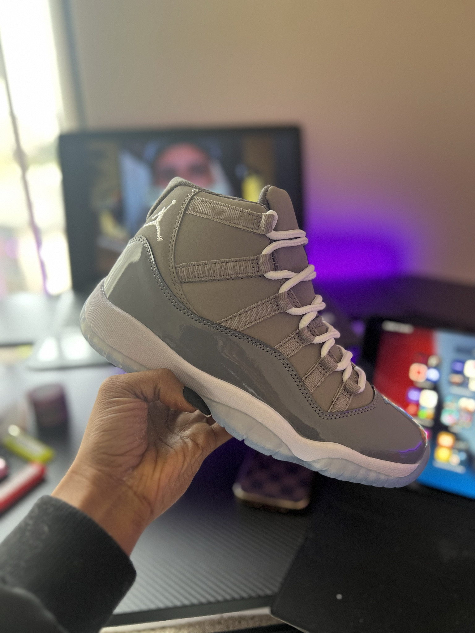 Jordan 11’s Cool Grey


gray sneakers, Jordan tennis shoes, Spring sneaker, Spring shoe

#LTKshoecrush #LTKfindsunder100 #LTKstyletip