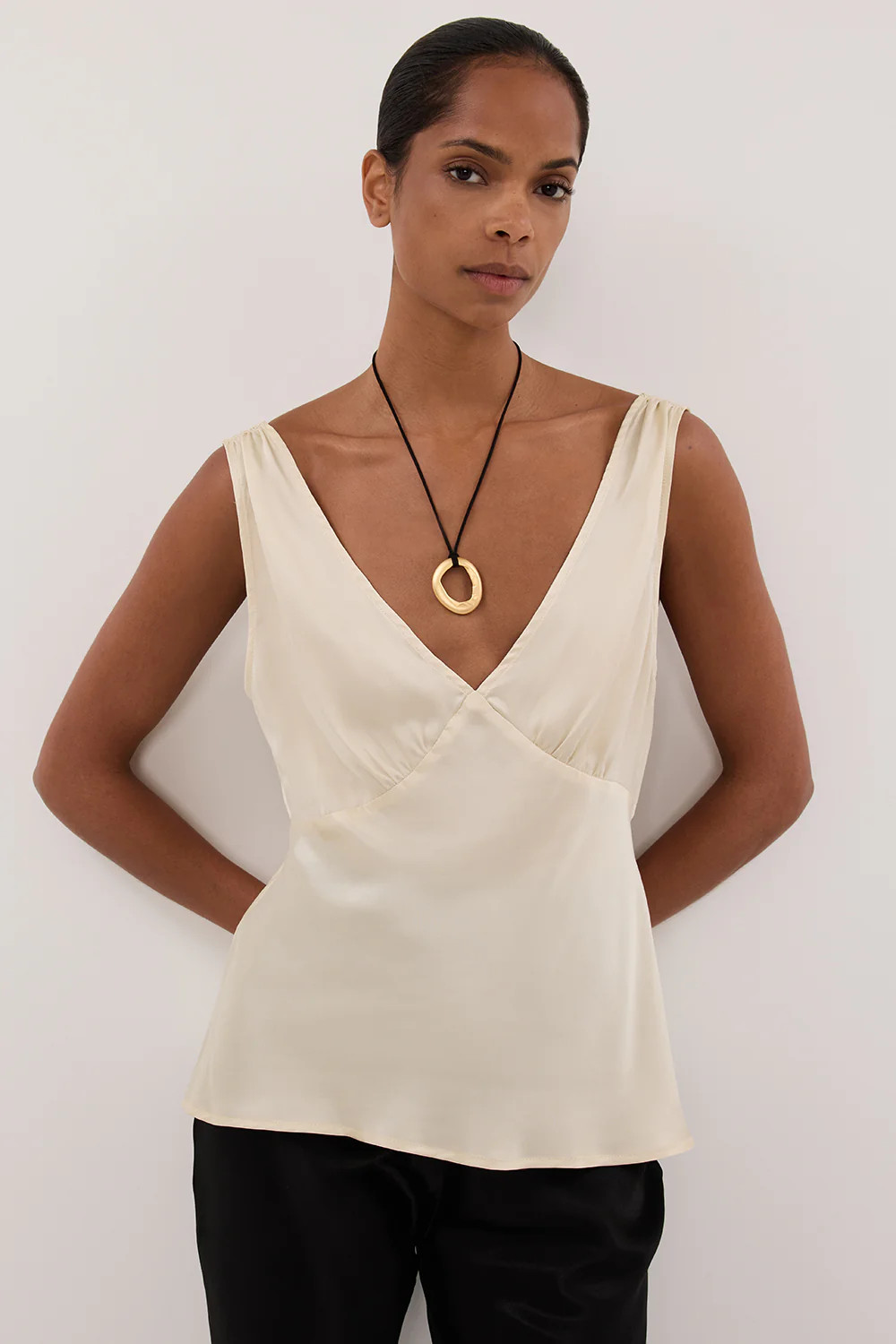 JORJA STRAW SLEEVELESS SILK TOP | DISSH