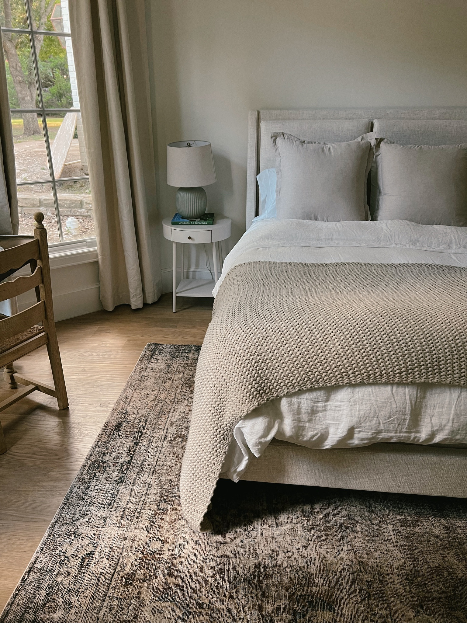 I sifted through hundreds of of vintage rugs but the Amazon rug in the guest bathroom is one of my favorites in the world. I can’t even tell you how soft it is. The bed is also one that gets more compliments than any in the house. 

Guest bedroom
Bedroom
Home decor
Interior design
Amazon
Amazon decor 
Classic style 