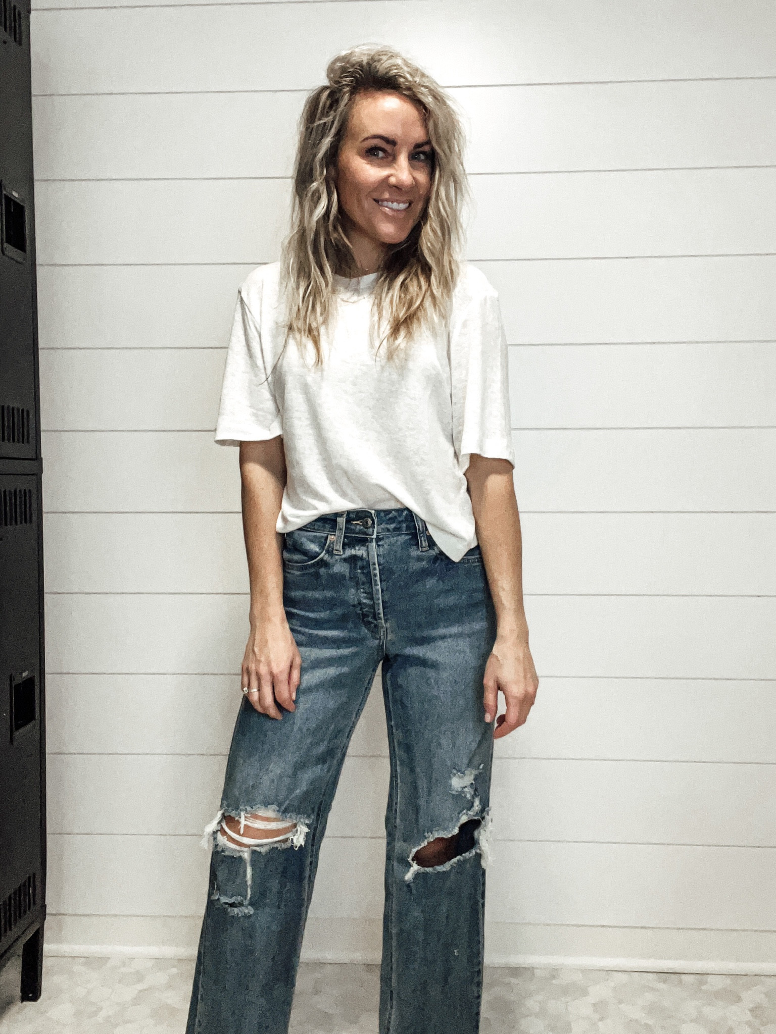 The BEST $25 jeans & boxy classic T