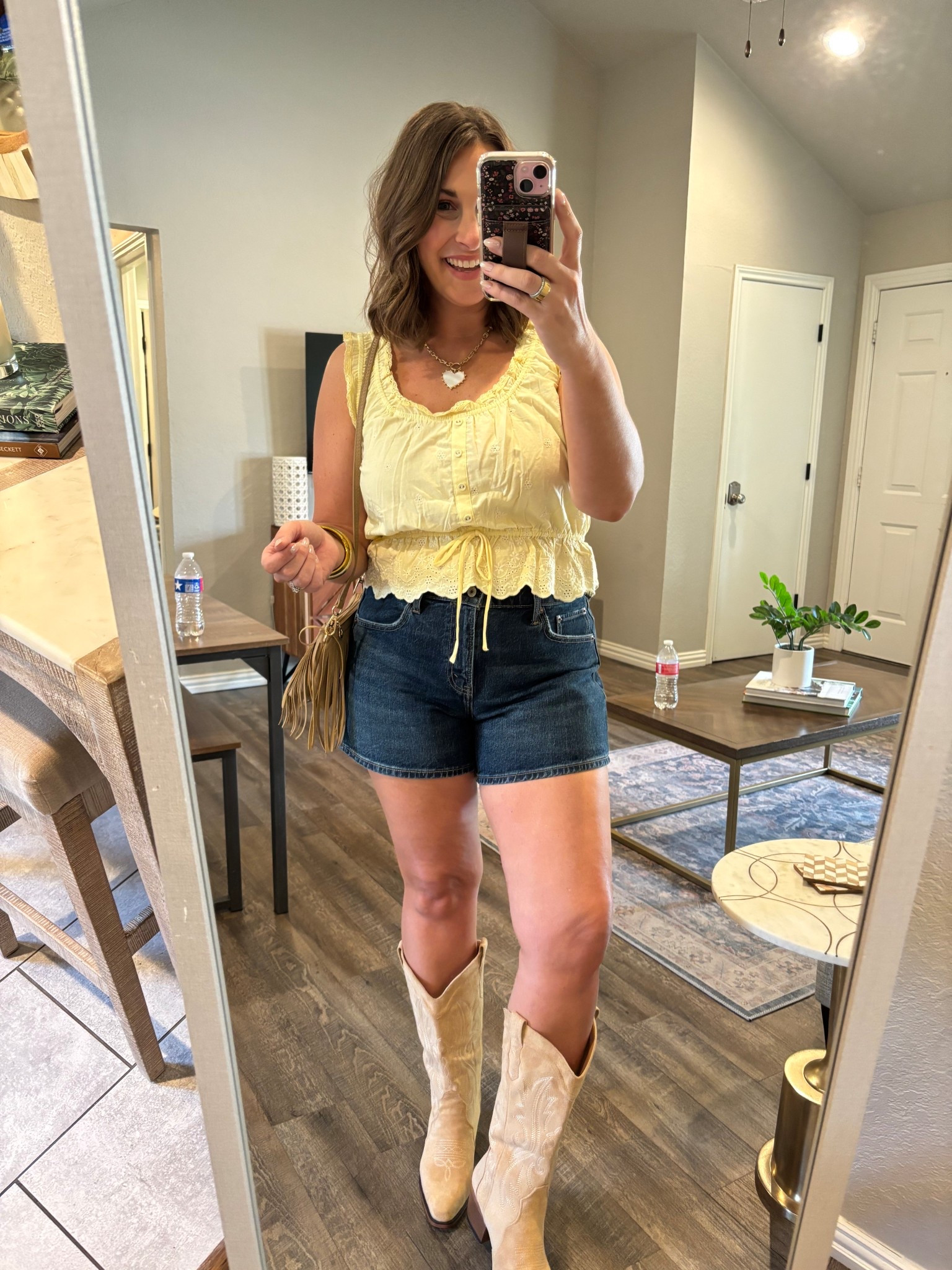 Casual country outfit for night one in Fort Worth! 🌻

TTS: medium 

#LTKootd #LTKdayinmylife #LTKFestival