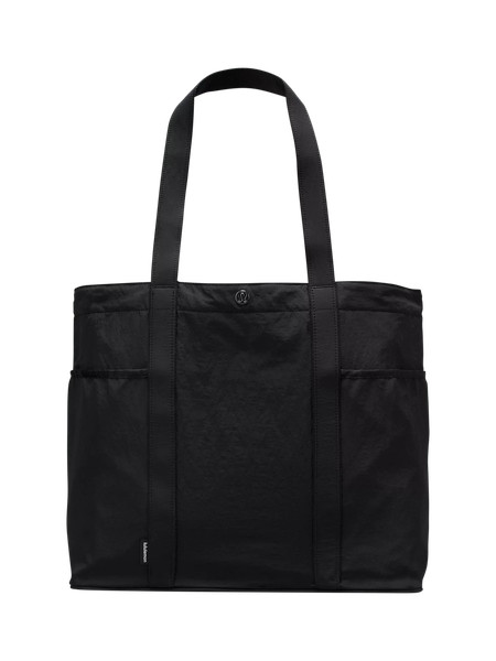Daily Multi-Pocket Tote Bag 20L | Unisex Bags,Purses,Wallets | lululemon | Lululemon (US)