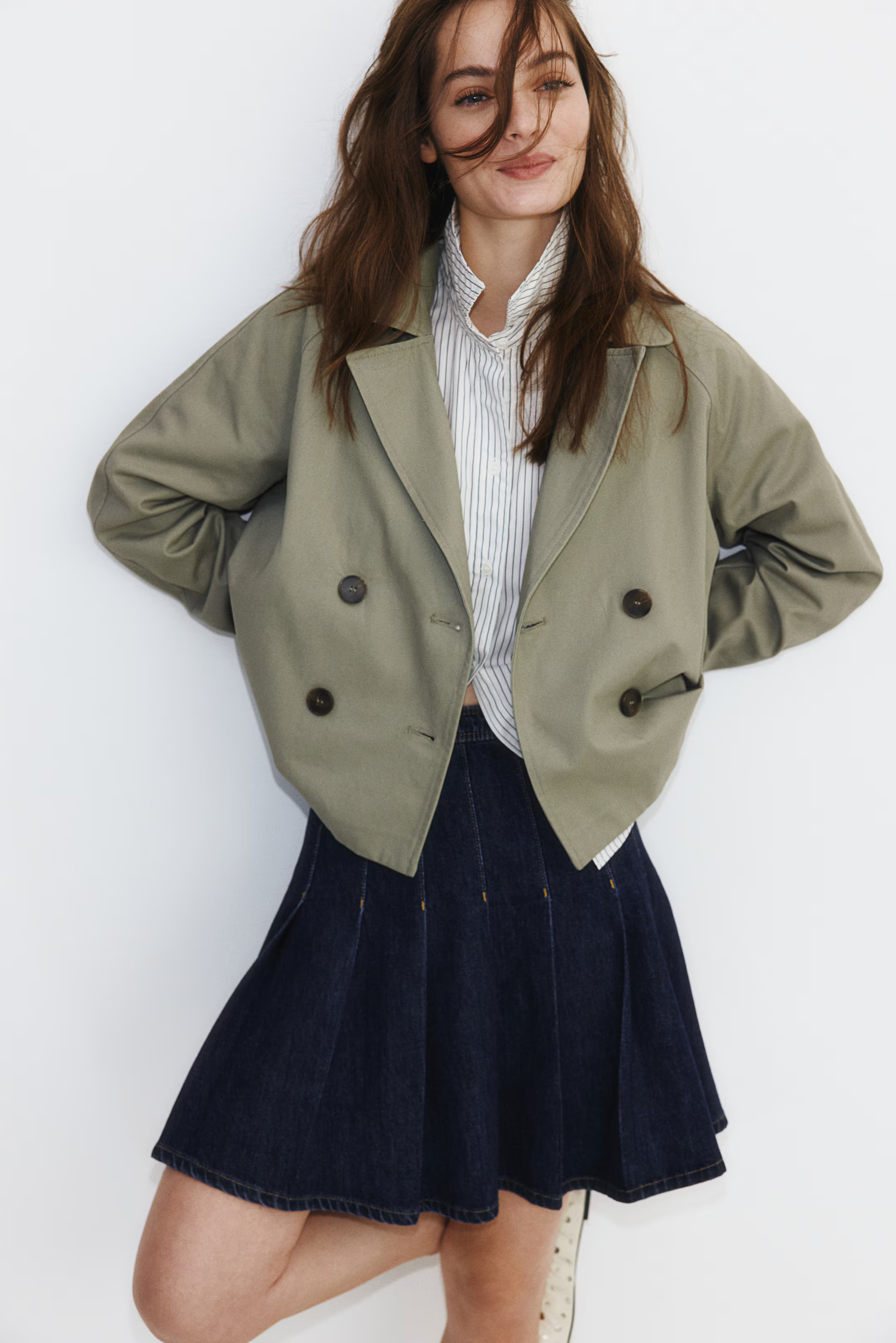 Short trench coat - Dusty khaki green - Ladies | H&M GB | H&M (UK, MY, IN, SG, PH, TW, HK)