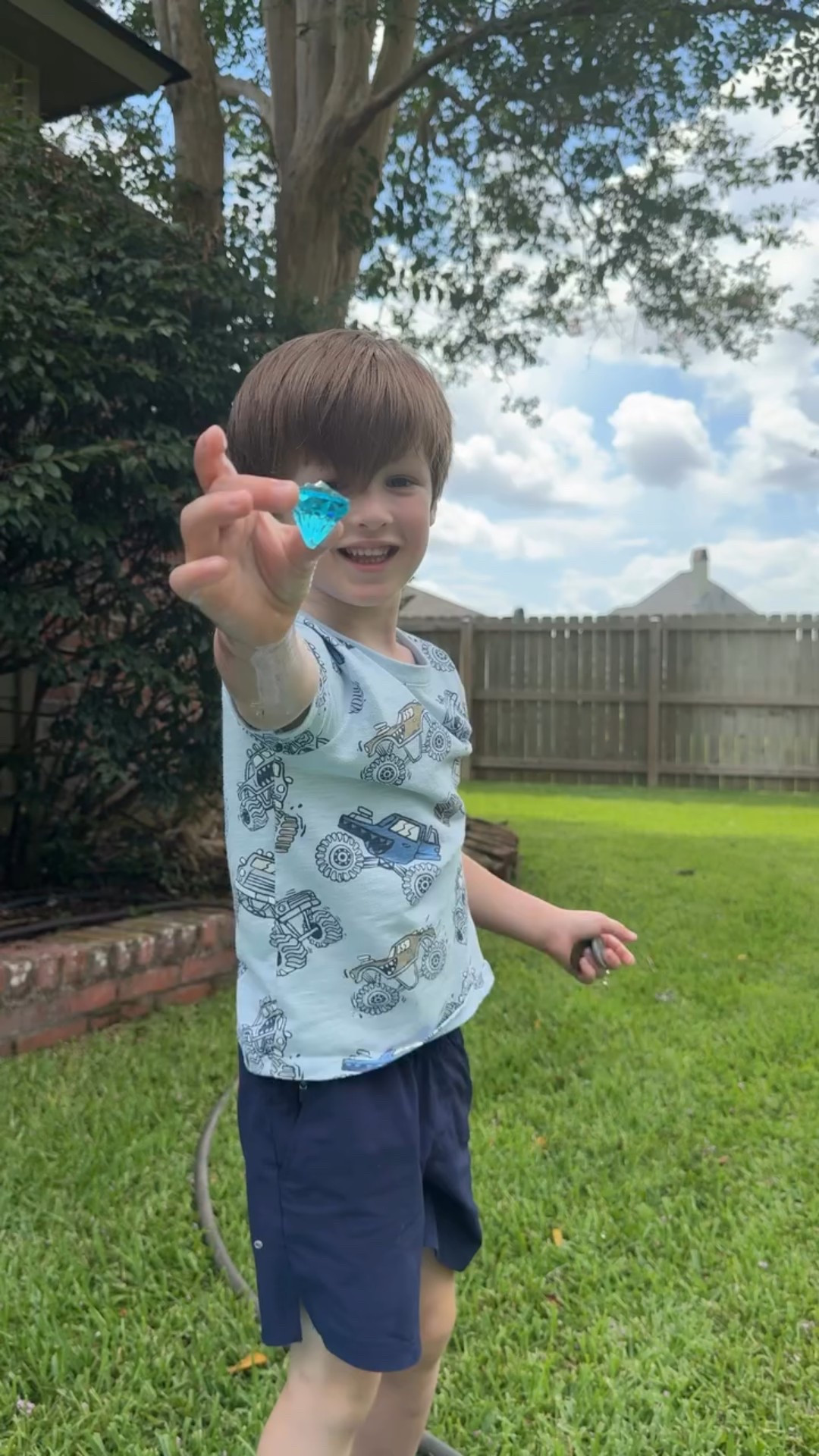 This is your sign to do a treasure hunt water table, all you need is cornstarch and toys that sink. This would work great in a sensory table or regular water table! You could add a little bit of food coloring if you wanted to, but we used a kiddie pool because our water tables are out the house still while the floors are being redone. 
Comment TREASURE for links to the toys we used and some other great options! 
#summerfun #ideasforkids #sensorybin #sensorytable #waterfun #kidactivities #outdooractivity