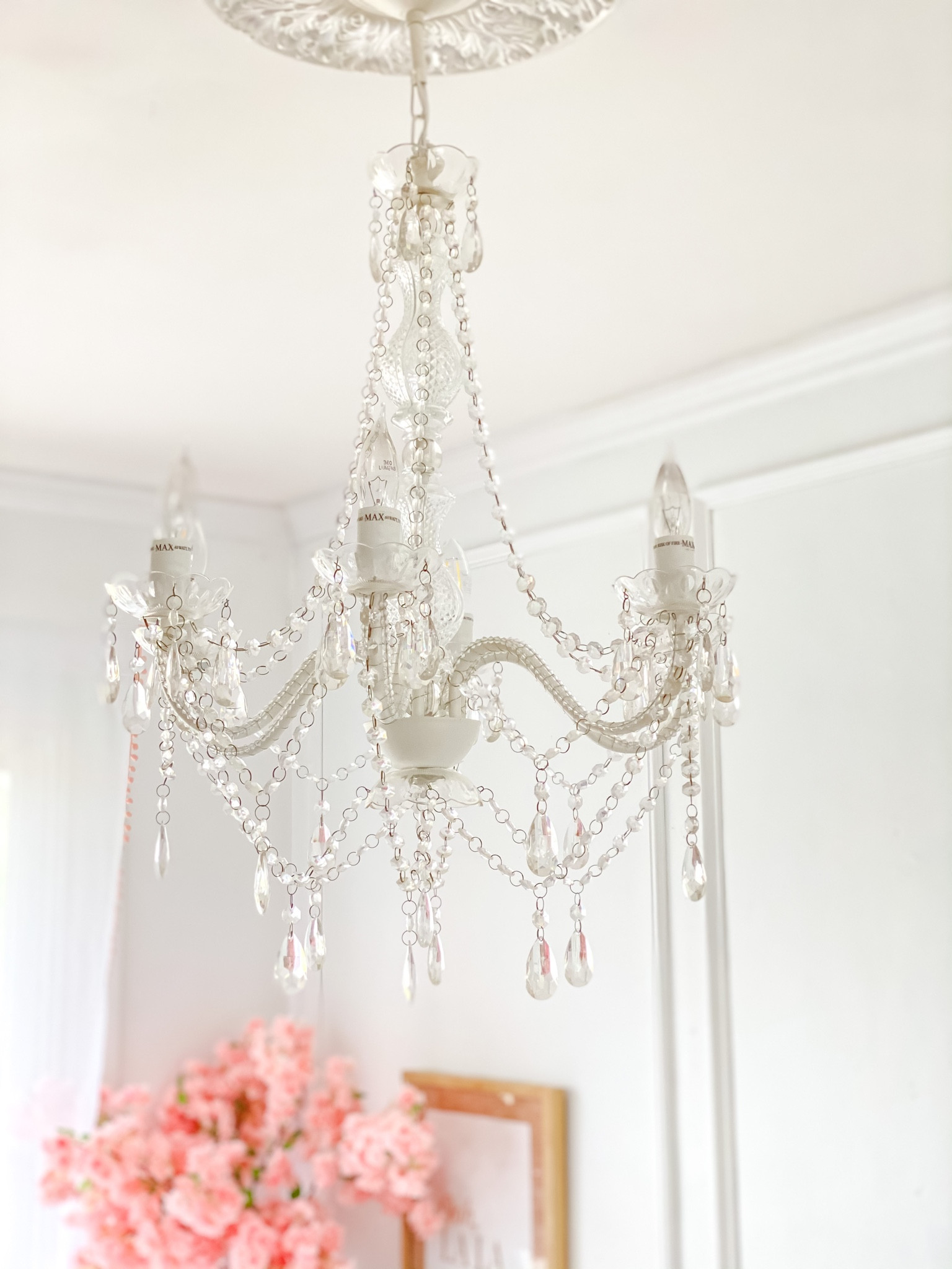 My dining room chandelier 


#LTKFind #LTKhome #LTKsalealert