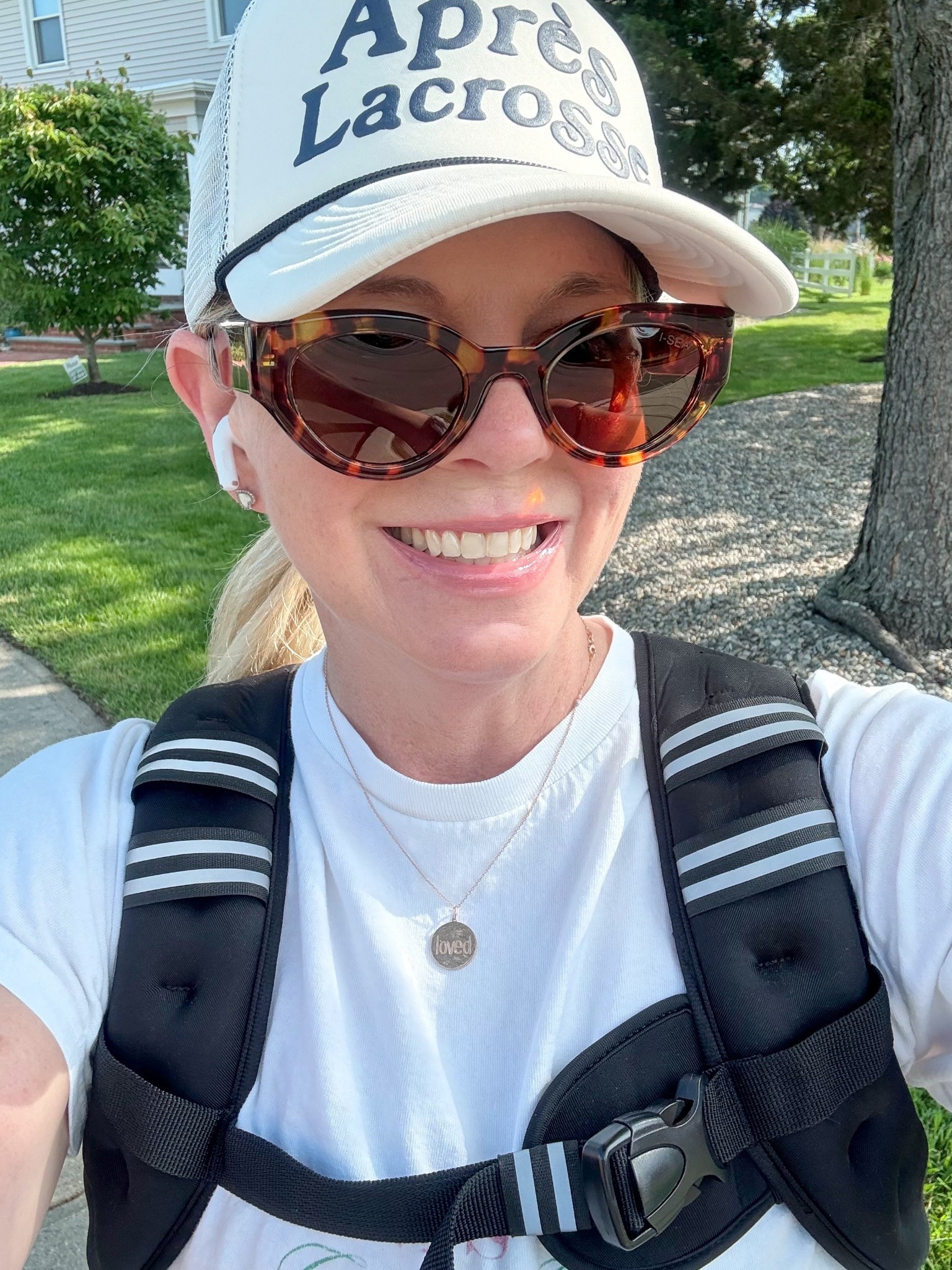 As seen in People Magazine- here is my favorite weighted vest. Let's be Vestie besties! Strength over skinny!💪🏻💪🏻

#LTKActive #LTKOver40 #LTKFindsUnder50