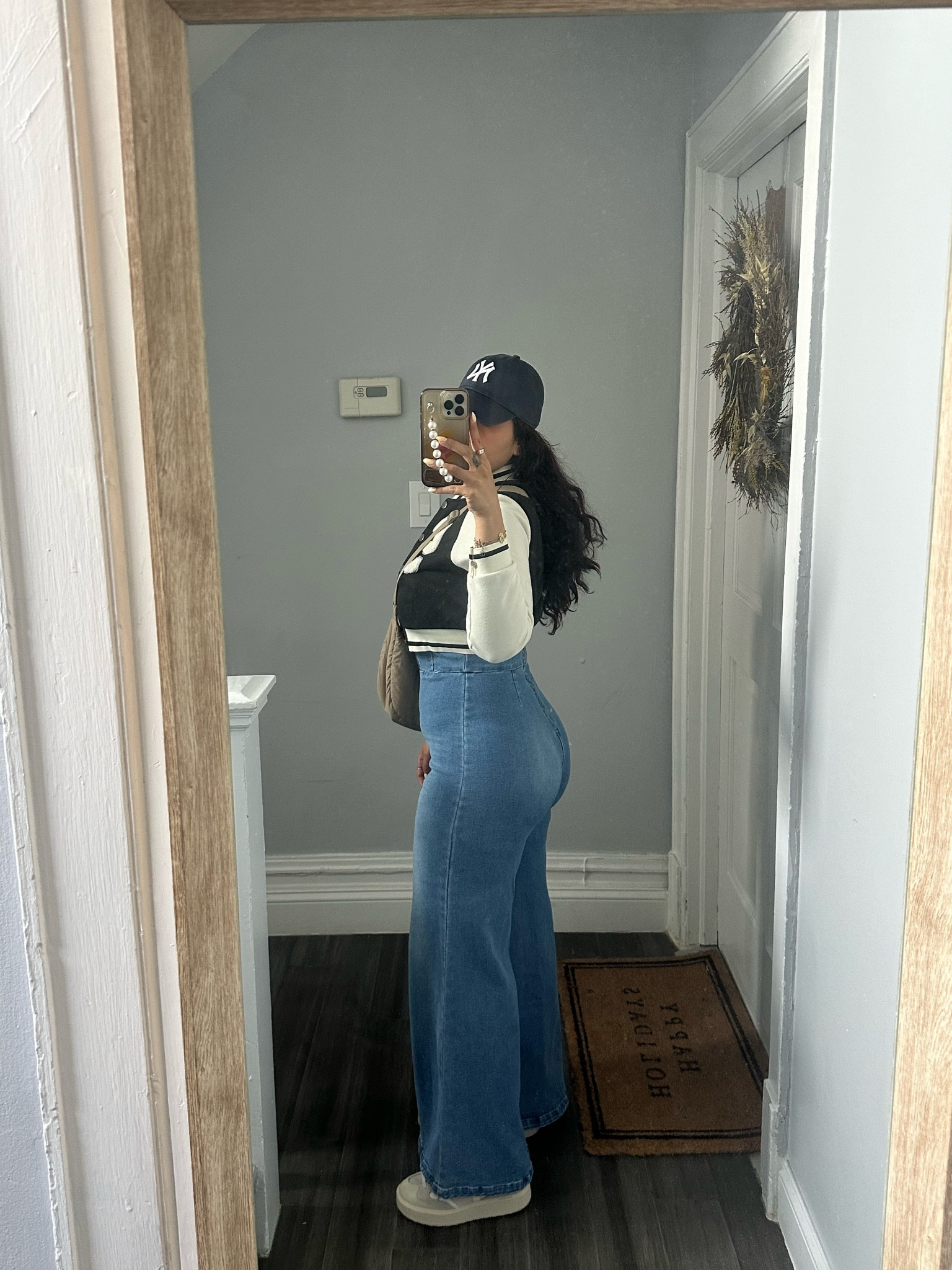 Denim andhandshake

#LTKfindsunder50 #LTKmidsize #LTKsalealert