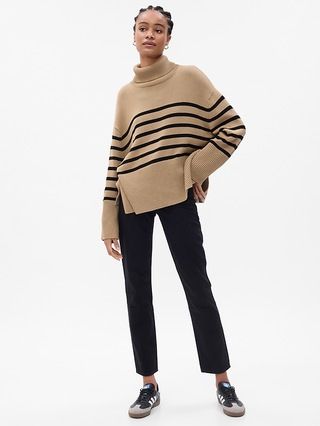 24/7 Split-Hem Turtleneck Sweater | Gap (US)