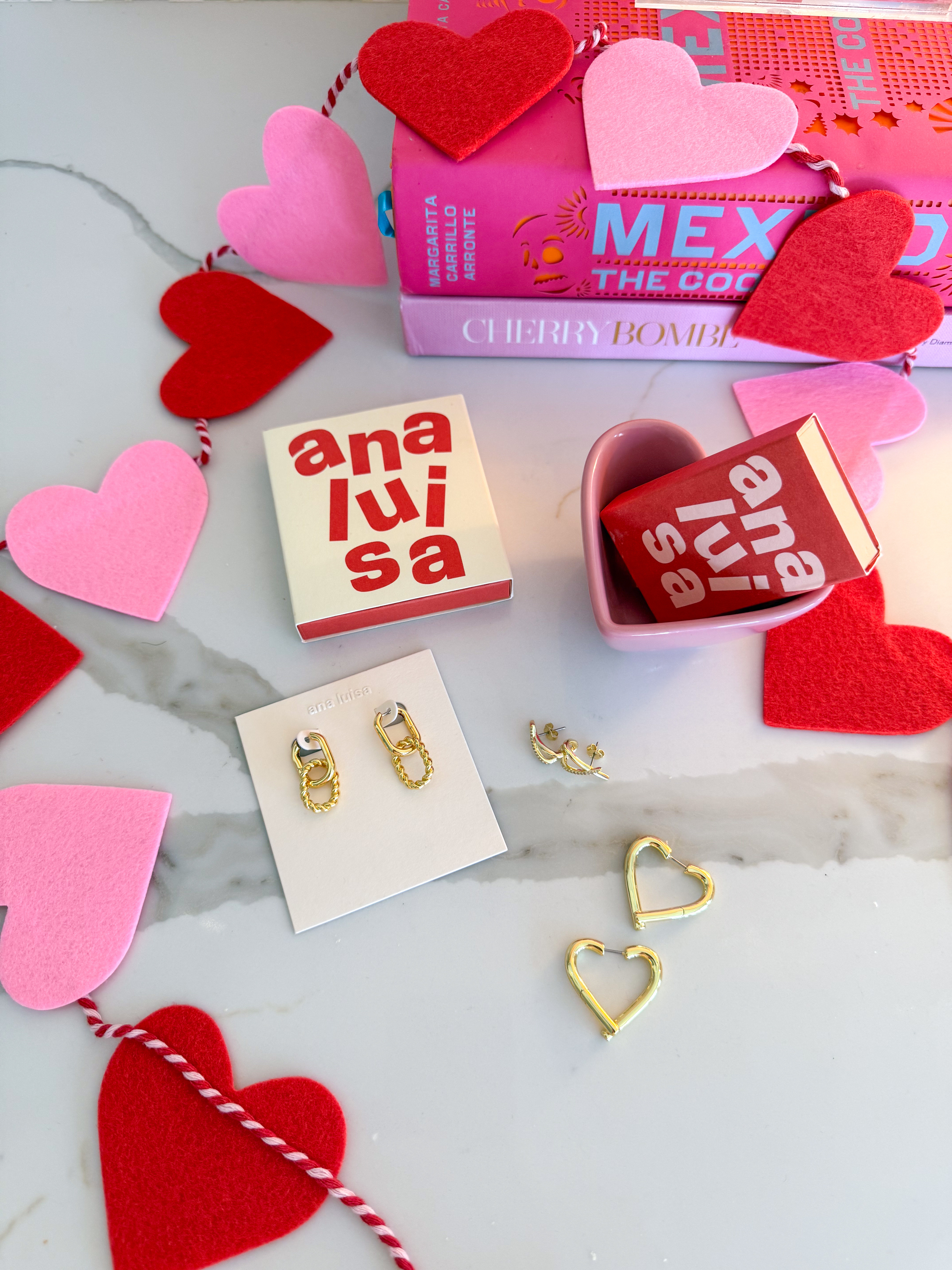 I am absolutely loving these new jewelry pieces from Ana Luisa! They would make a great gift for Valentine's Day, or if you just want to treat yourself!



Valentines Day 
Valentines Gift
gift guide
Jewelry
everyday jewelry 

 #LTKGiftGuide #LTKFindsUnder100 #LTKStyleTip