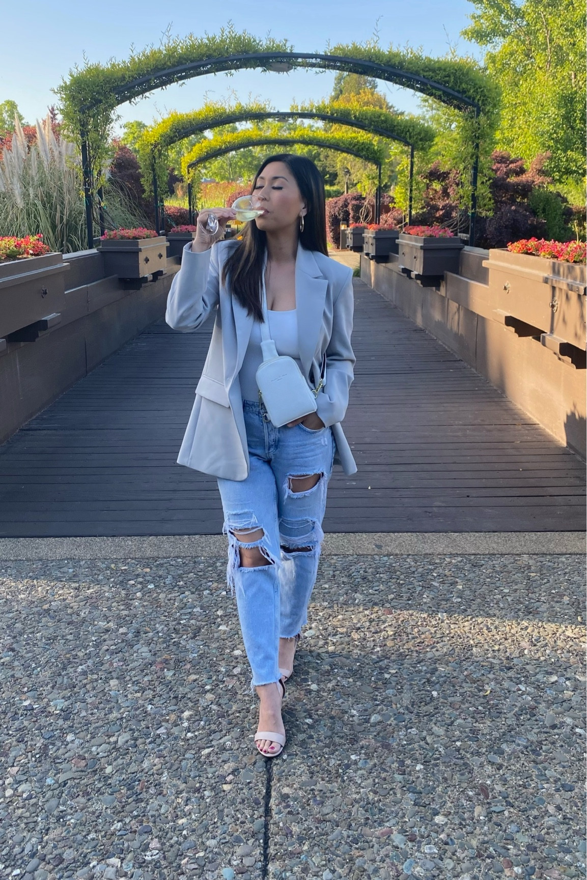 Outfit of the night! Jeans are H&M, shoes Nine West, blazer is Zara but linked a similar option and my crossbody bag is Amazon! 

#LTKFind #LTKSeasonal #LTKstyletip