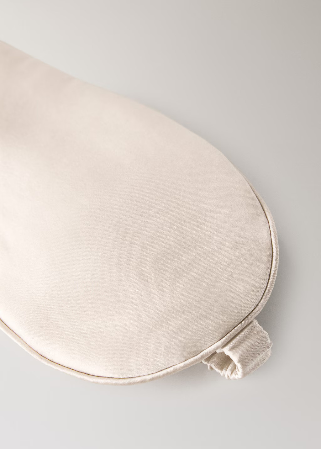 Silk eye mask light/pastel grey - Woman - One size - MANGO | MANGO (UK)