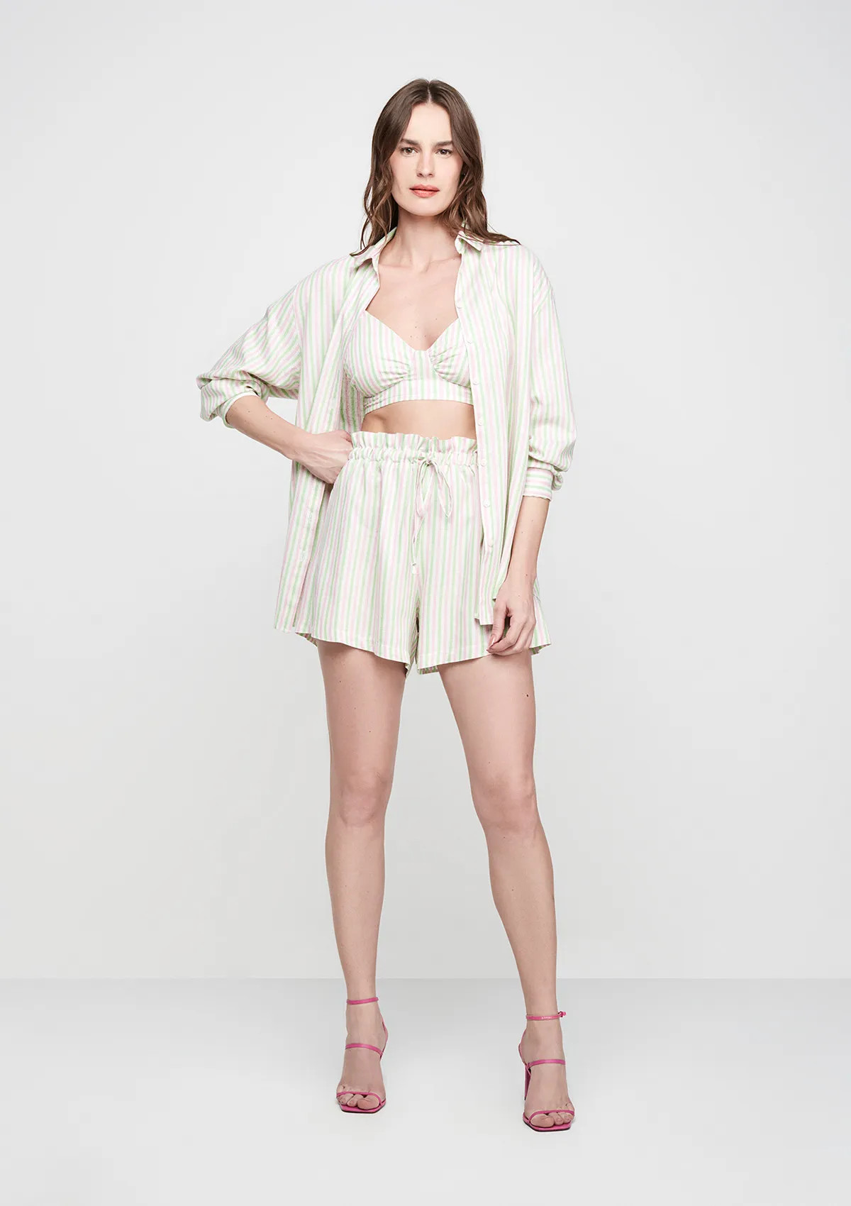 Camisa Em Linho Manga Longa - Off White - DZARM | Moda Versátil, Cool e Atemporal | Roupas, Jean... | DzarmHering (BR)