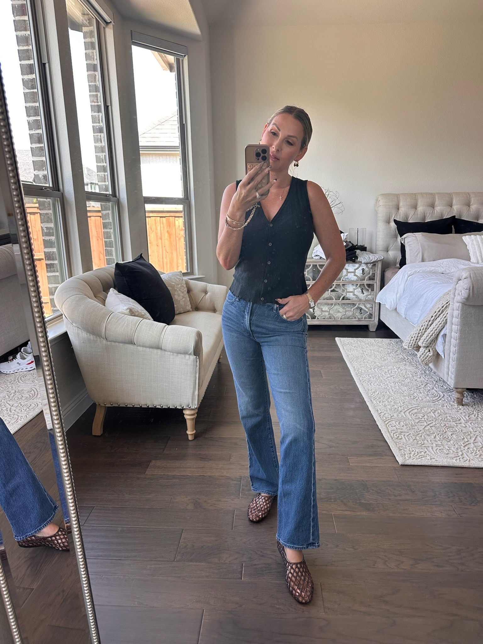 Another day, another black tank + jeans outfit 🤍

Apparently this is my summer uniform and I’m not mad about it. A simple black tank, my favorite MOTHER jeans, and the Amazon mesh sandals that make the whole thing feel a little more interesting. Easy, polished, and exactly the kind of outfit I’ll wear on repeat.

#LTKStyle #Over40Style #EverydayStyle #MOTHERDenim #AmazonFashion

#LTKgrwm #LTKootd #LTKSeasonal