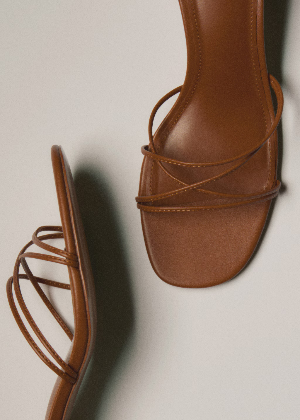 Heeled sandal with crossed straps - Women | MANGO United Kingdom | MANGO (UK)