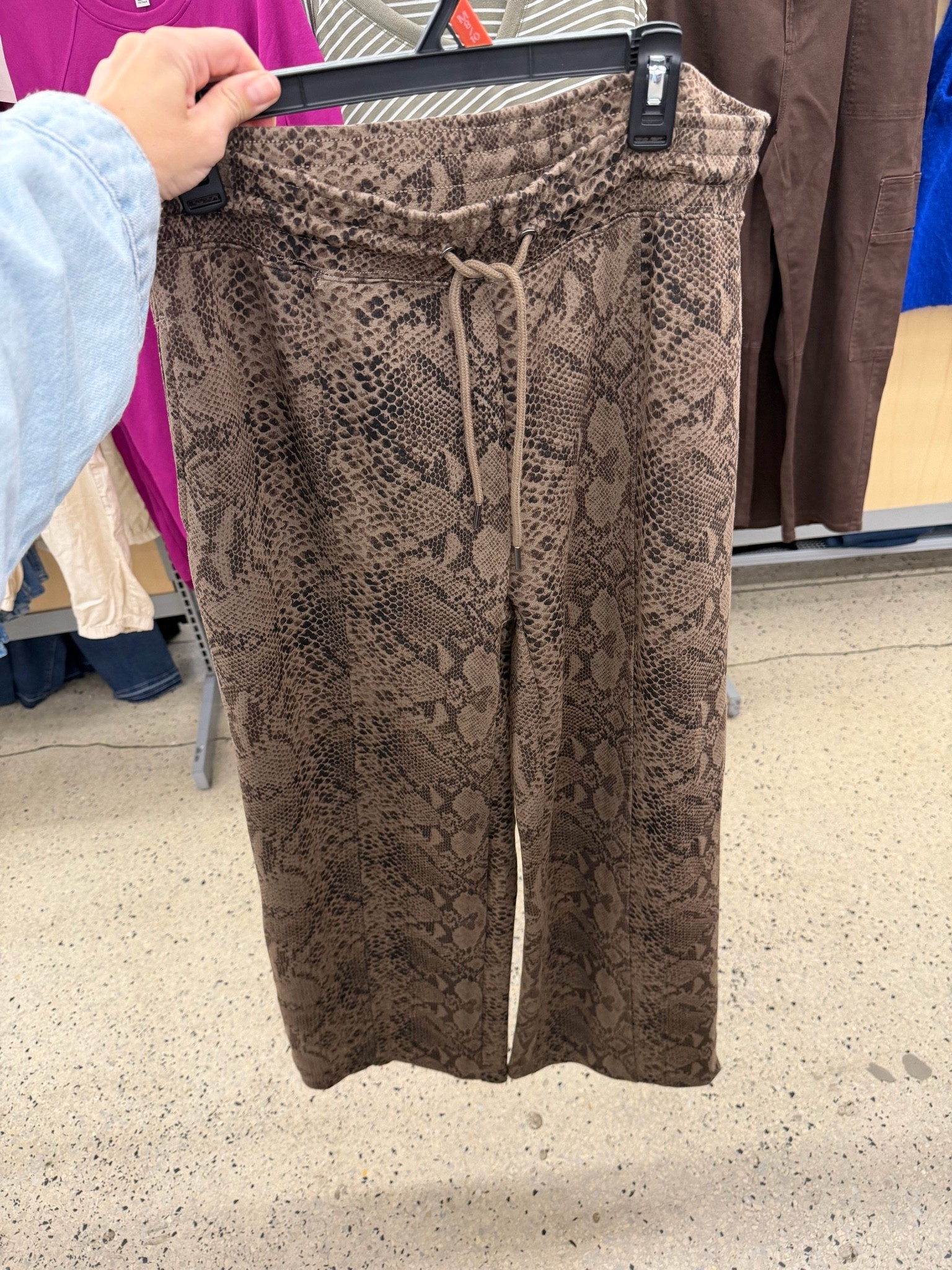 New Walmart wide leg scubaknit pants now come in snakeskin, I go up one size in these to a medium. #walmartfashion