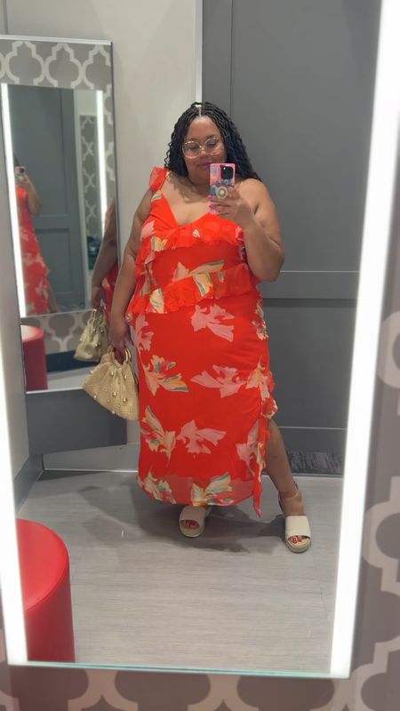 JENEÉ NAYLOR x Target dresses are super cute and lightweight! Comes in another print too. Wearing a 2x.

#LTKPlusSize #LTKOver40 #LTKFindsUnder50