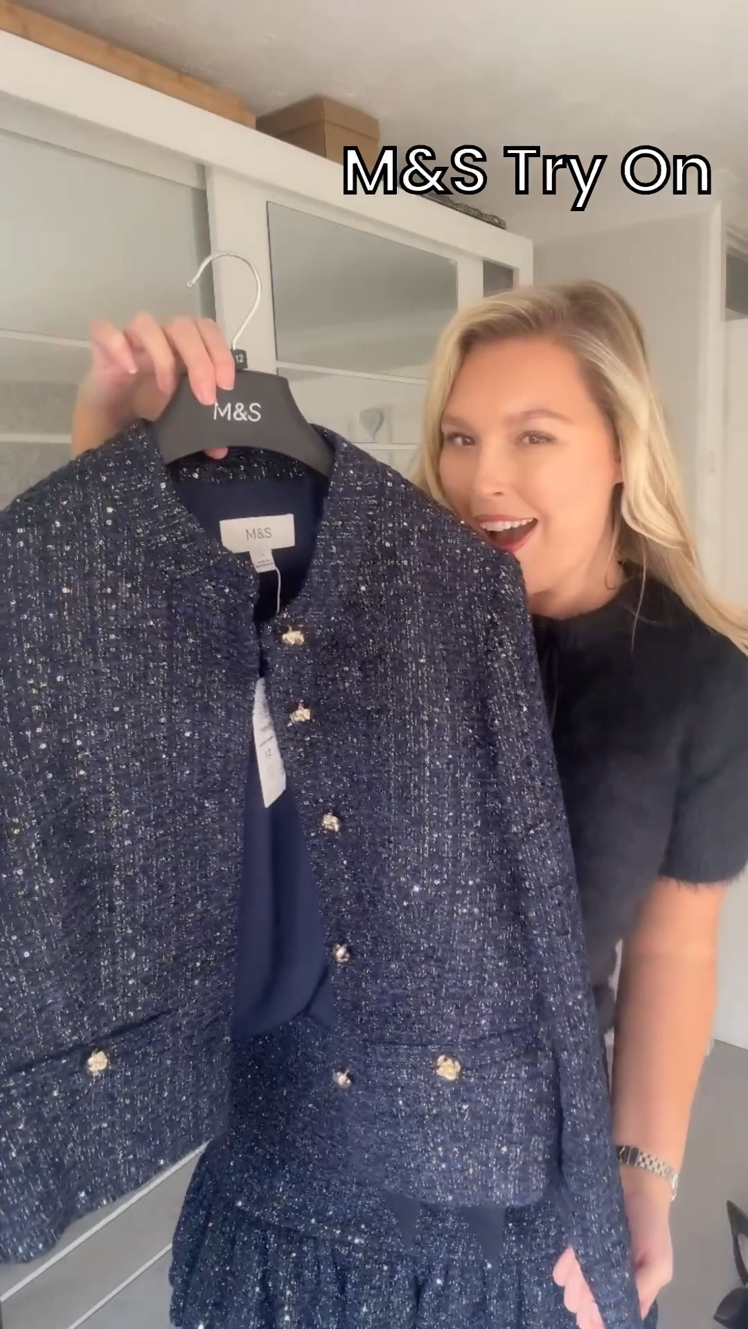 That tweed co-ord! And the jeans 😍

#LTKfestive #LTKstyletip #LTKwinter