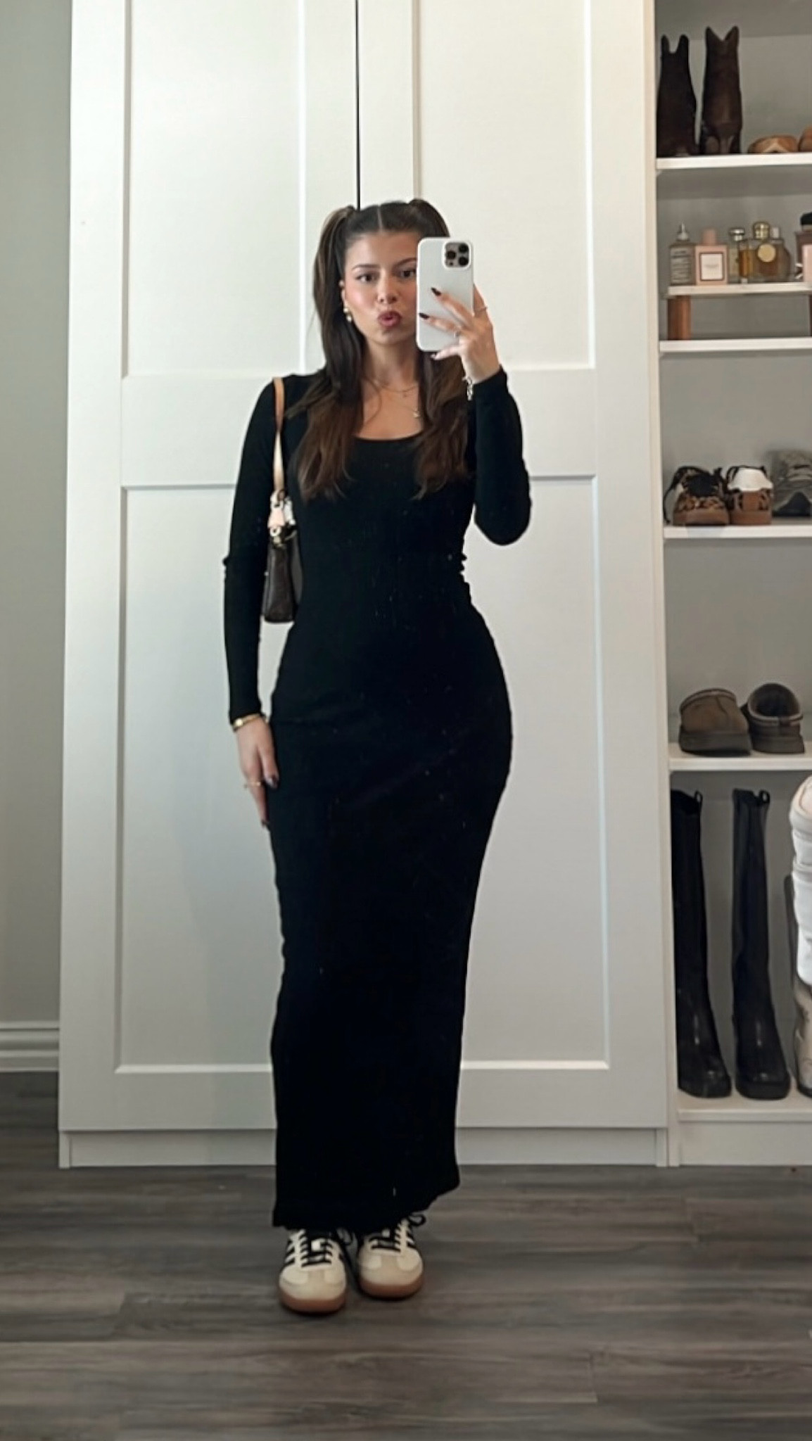 Shopping day outfit from a few weeks ago 🖤✨

#LTKStyleTip