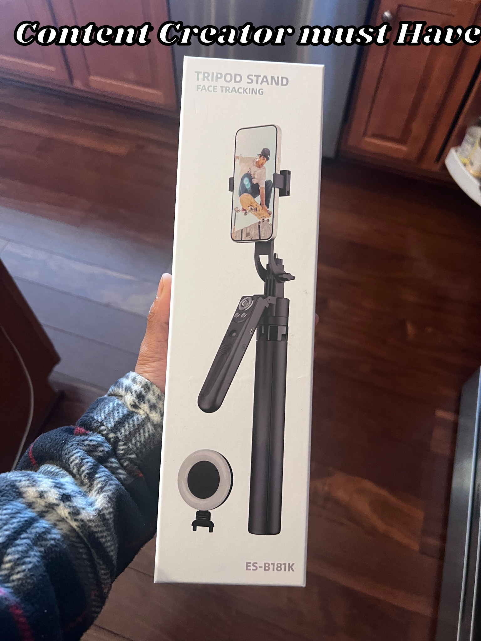 Face tracking tripod and selfie stick with remote and removable lights. Content creator must have 📸

#LTKValentine #LTKSaleAlert #LTKTravel