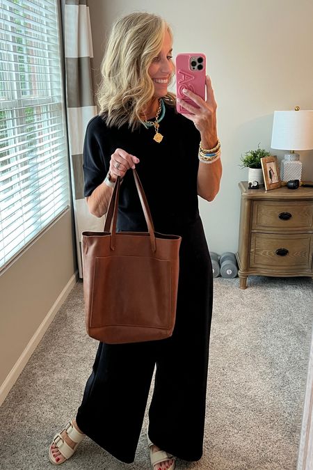 Love this Madewell transport tote. Can fit a small computer, great for work or for a diaper bag/mama transitioning from regular diaper bag 
Never goes out of style 

#LTKSaleAlert #LTKItBag #LTKOver40