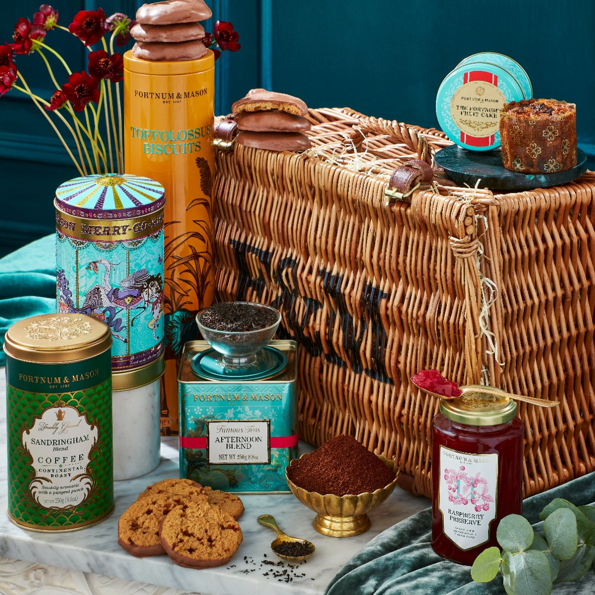 The Little Luxuries Hamper | Fortnum & Mason