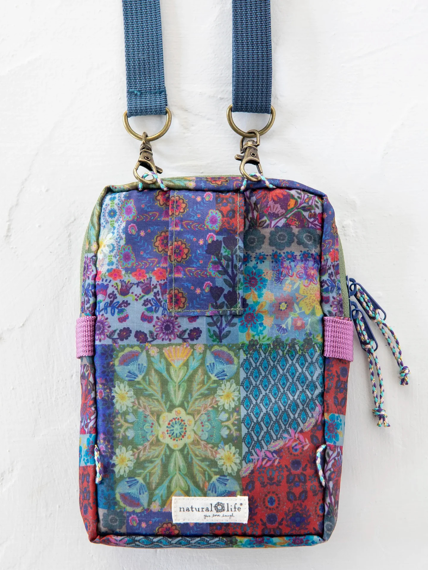 8-in-1 Pocket Crossbody | Natural Life