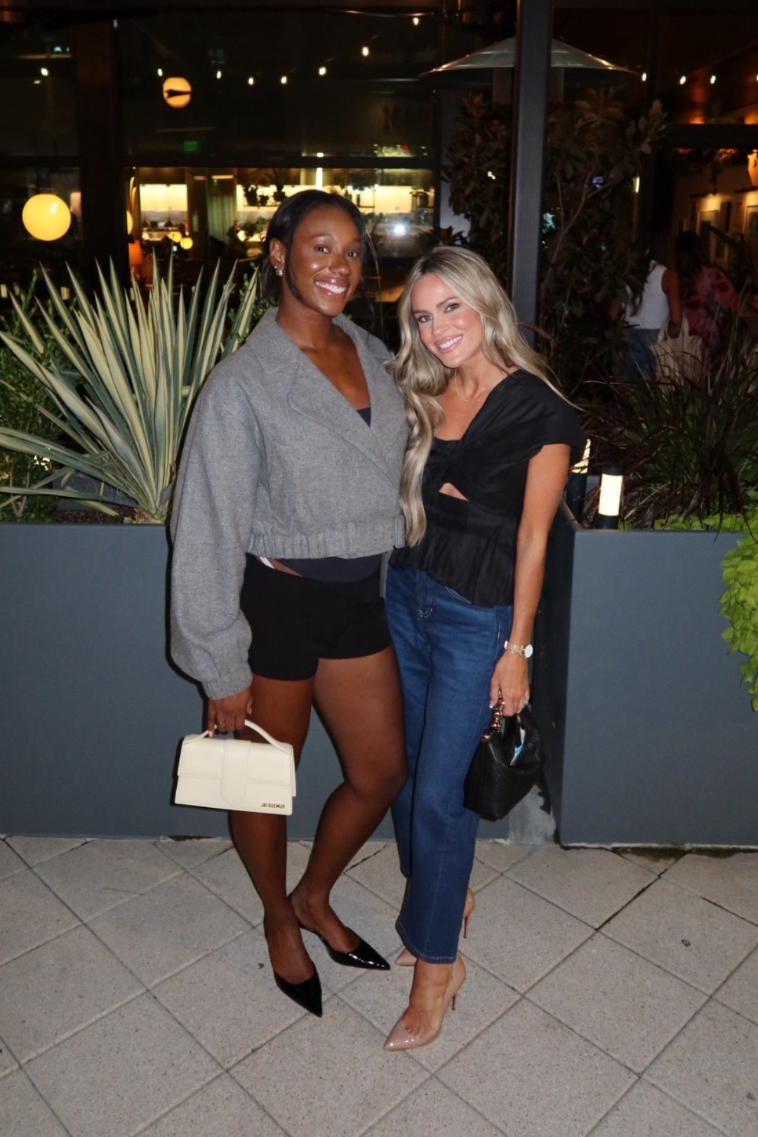 Top - xs runs tts
Jeans - wearing xs petite - new customers use code KATEROSExSPANX to save 15% plus free shipping! 👖 

#LTKCon #LTKPetite #LTKOver40