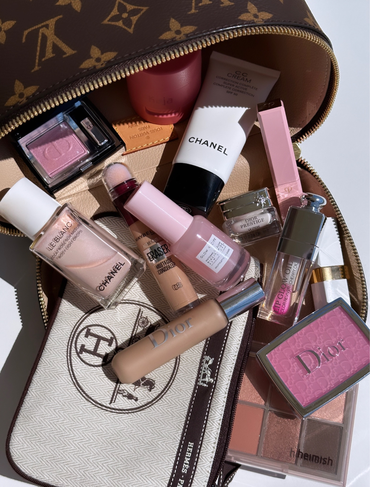 Everyday essentials 

#LTKeurope #LTKbeauty