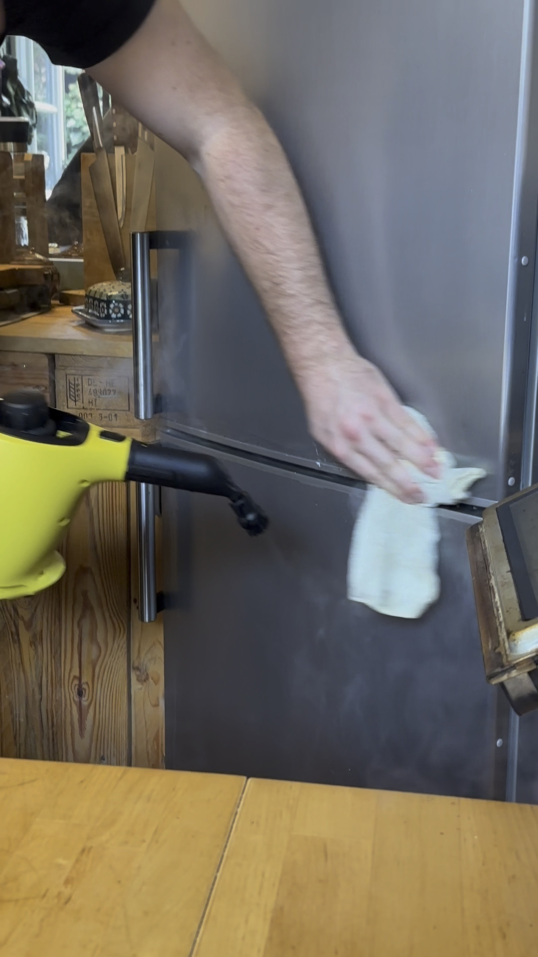 Steam Cleaner: cleans tiles, furniture, appliances and more!

#LTKeurope #LTKhome #LTKfindsunder100