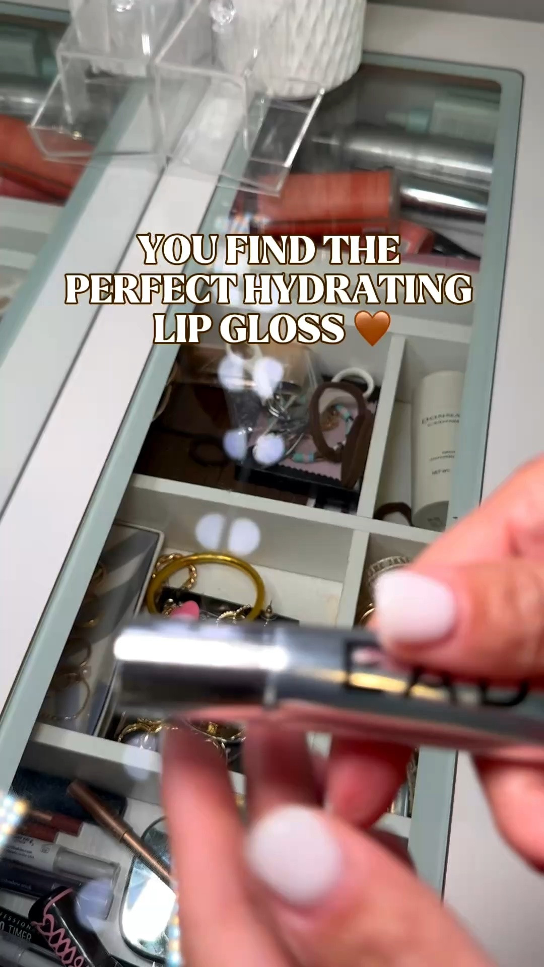The lip gloss I keep reaching for 🤎✨

Hydrating, non-sticky, and gives the prettiest shine without feeling heavy. One of those little beauty finds that instantly makes you look more put together. Linked my shade and a few other favorites! 💋

#LTKBeauty #AmazonBeautyFinds #LipGlossObsessed #AffordableBeauty #BeautyFavorites

#LTKBeauty #LTKmomlife
